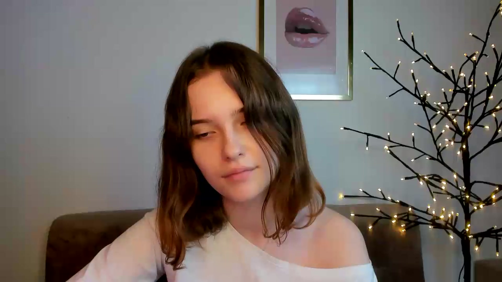Gallery image thumbnail from KristiGant's myfreecams stream on, 08/01/2026, 14:30 image 18 of 20