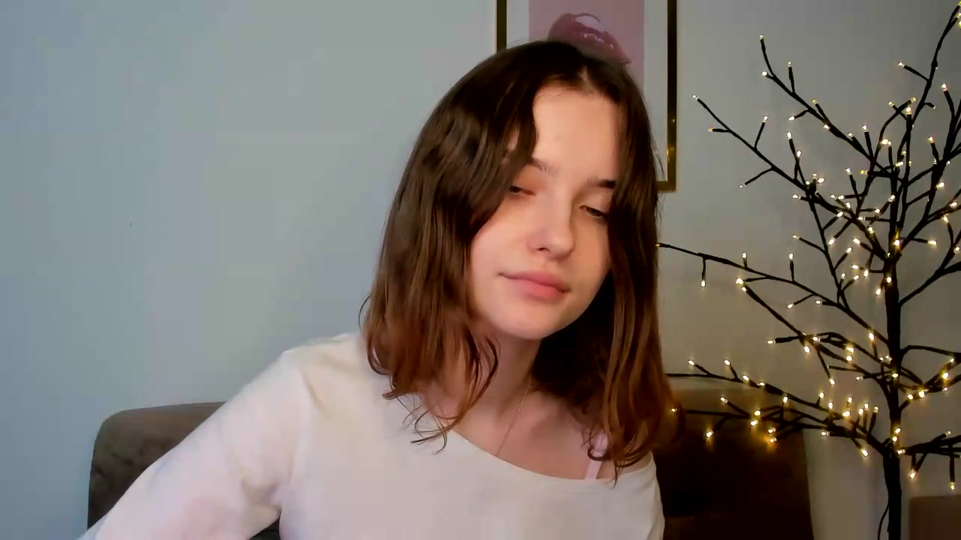 Gallery image thumbnail from KristiGant's myfreecams stream on, 08/01/2026, 14:30 image 3 of 20
