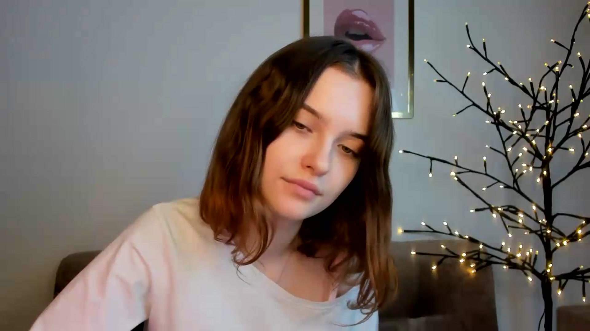 Gallery image thumbnail from KristiGant's myfreecams stream on, 08/01/2026, 14:30 image 7 of 20