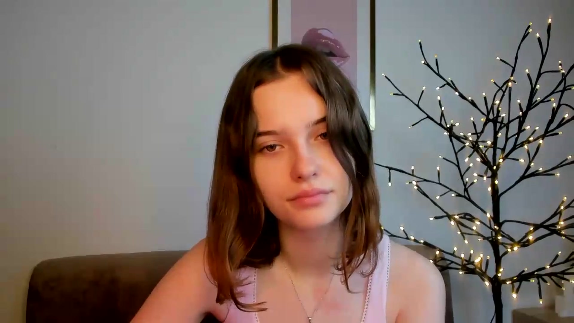 Gallery image thumbnail from KristiGant's myfreecams stream on, 08/02/2026, 13:17 image 3 of 20