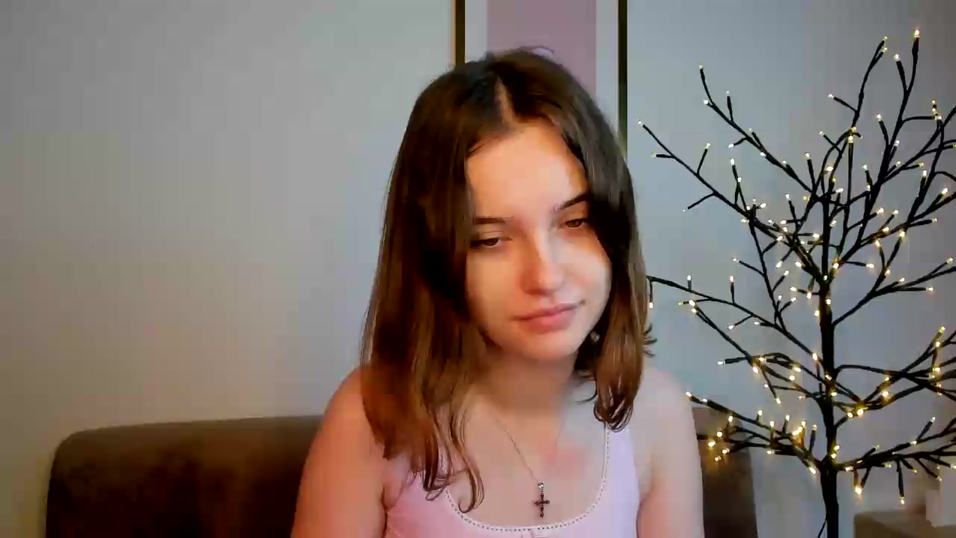 Gallery image thumbnail from KristiGant's myfreecams stream on, 08/02/2026, 13:17 image 1 of 20