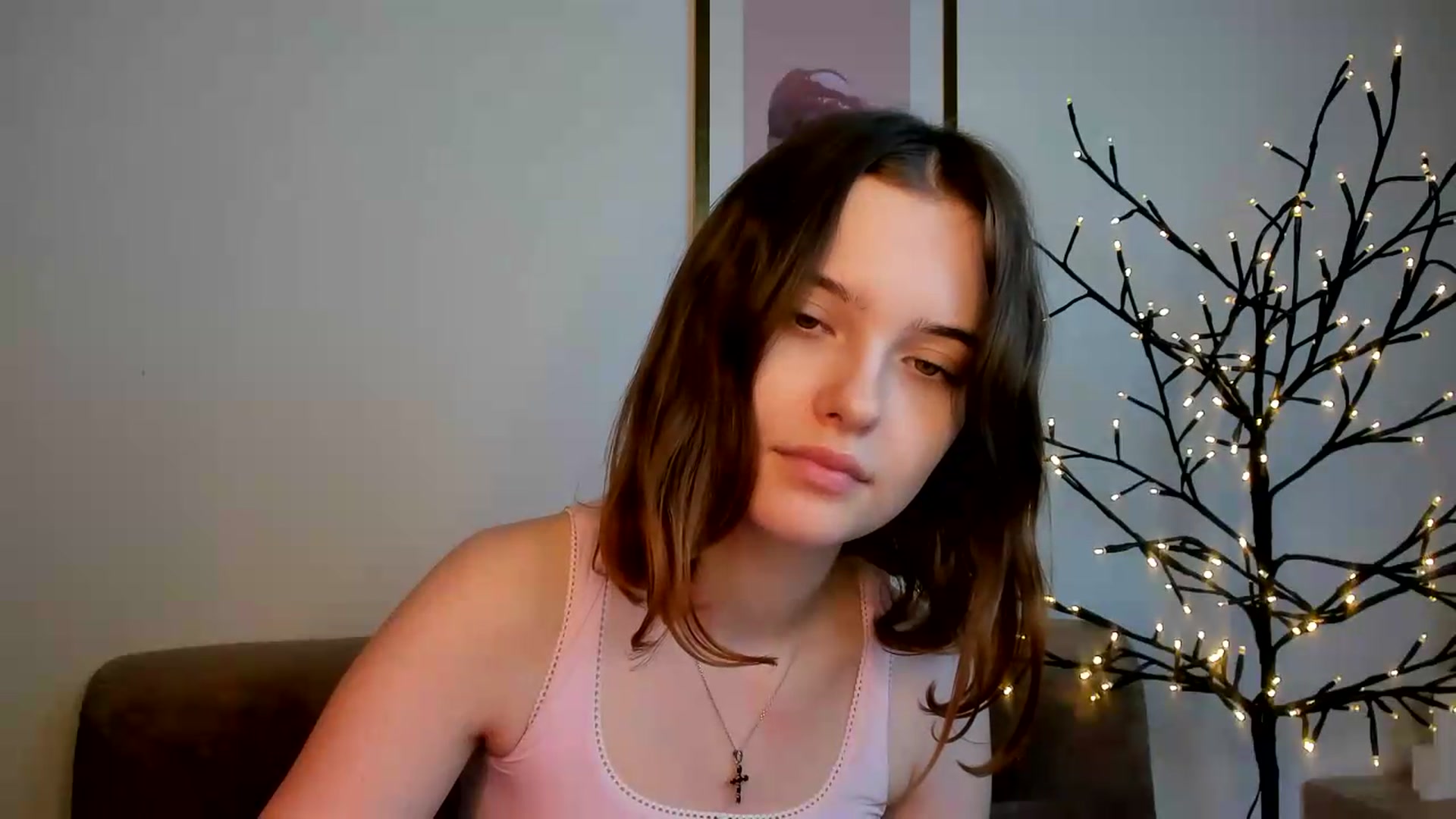 Gallery image thumbnail from KristiGant's myfreecams stream on, 08/02/2026, 13:17 image 6 of 20