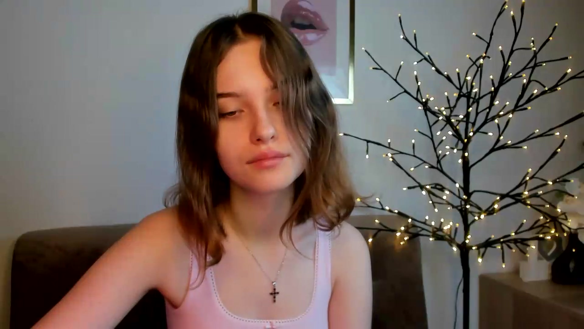 Gallery image thumbnail from KristiGant's myfreecams stream on, 08/04/2026, 09:37 image 10 of 20