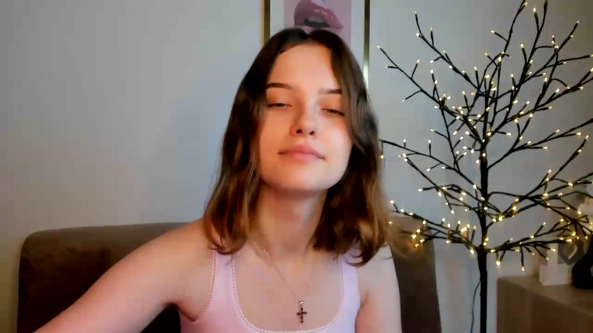 Gallery image thumbnail from KristiGant's myfreecams stream on, 08/04/2026, 11:53 image 11 of 20