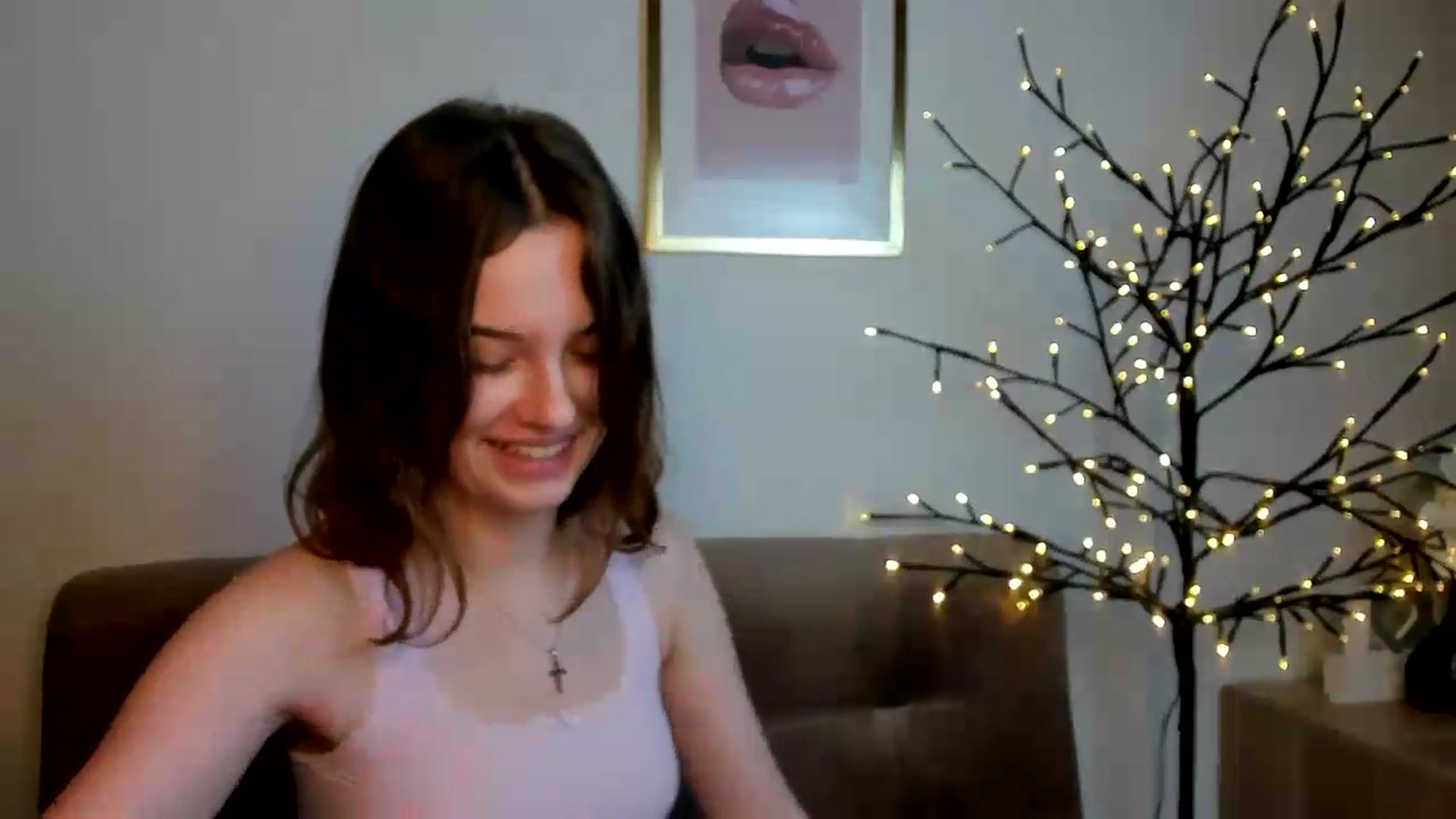 Gallery image thumbnail from KristiGant's myfreecams stream on, 08/04/2026, 11:53 image 5 of 20