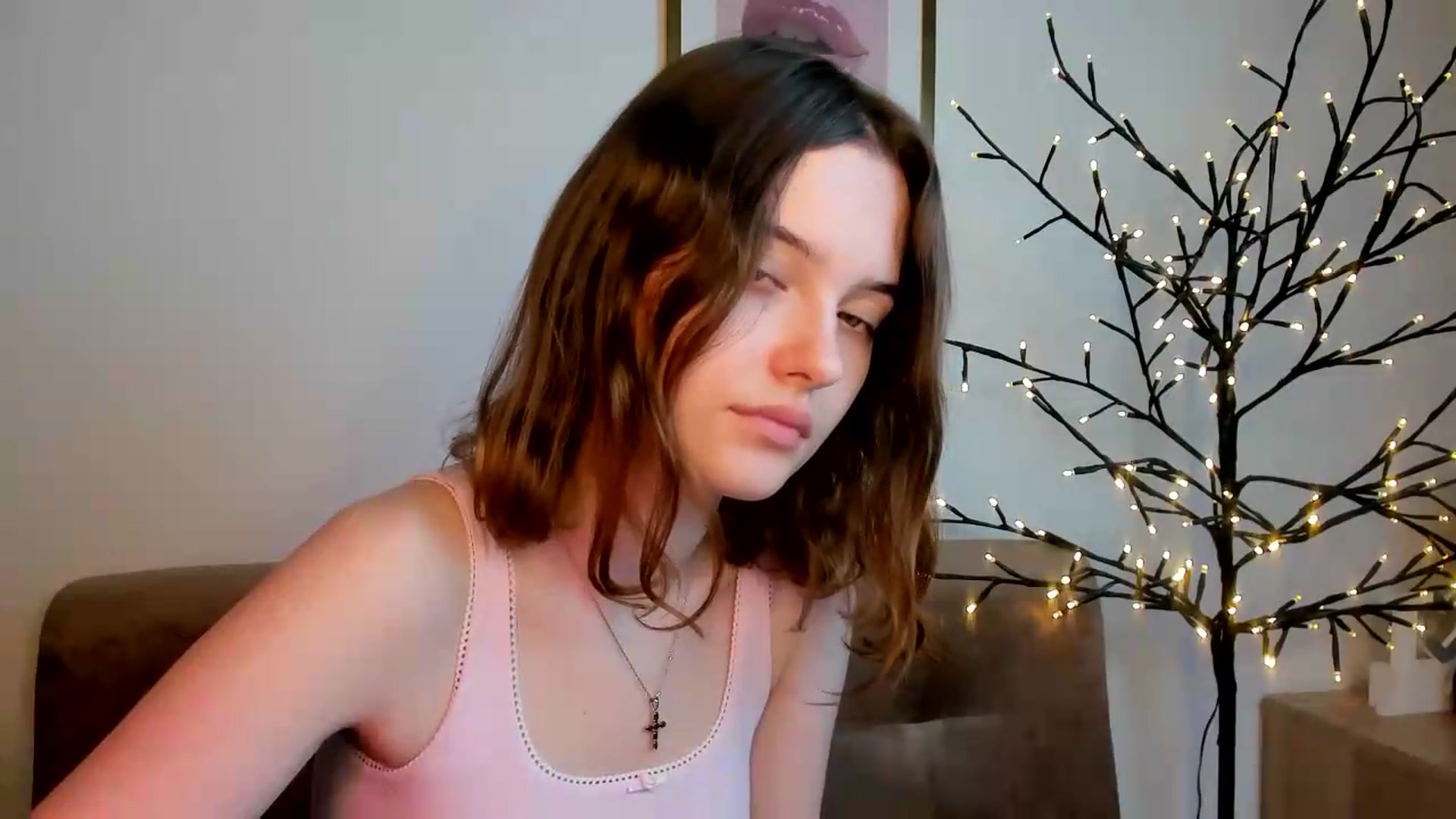 Gallery image thumbnail from KristiGant's myfreecams stream on, 08/04/2026, 12:28 image 10 of 20