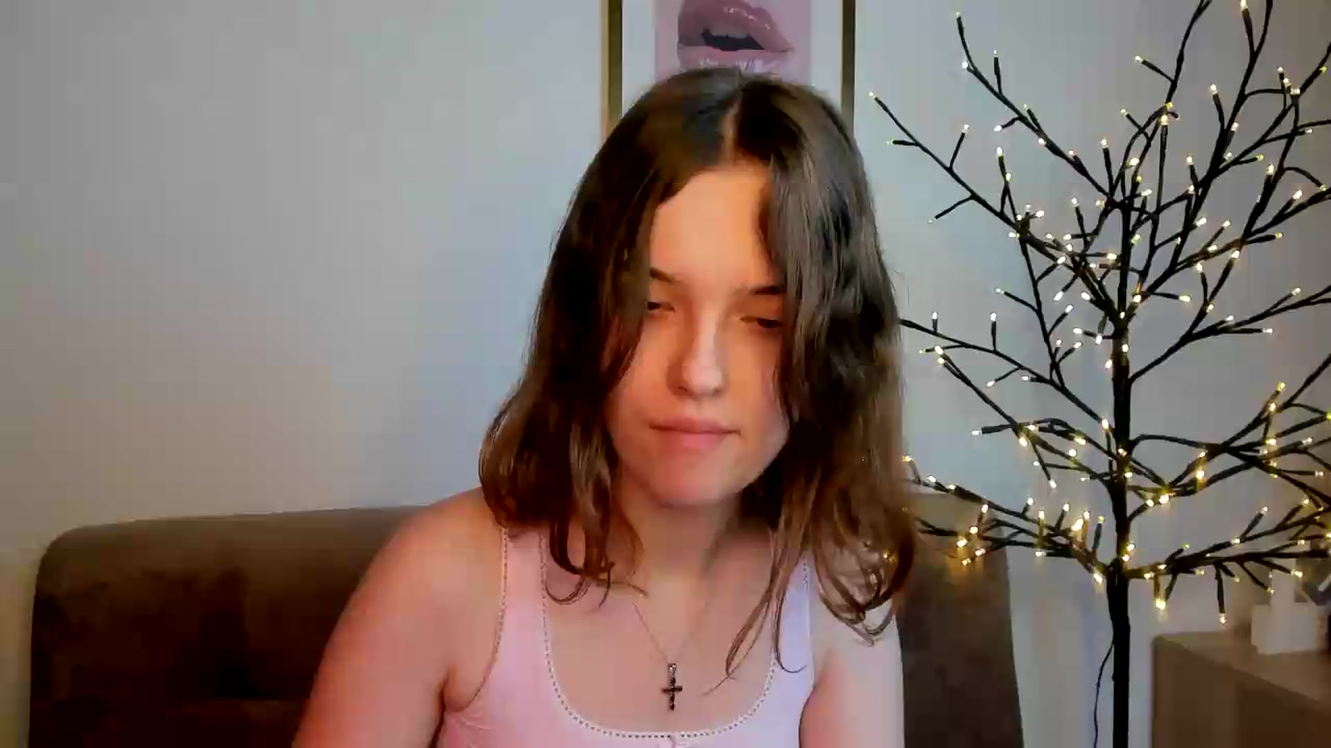 Gallery image thumbnail from KristiGant's myfreecams stream on, 08/04/2026, 12:28 image 1 of 20
