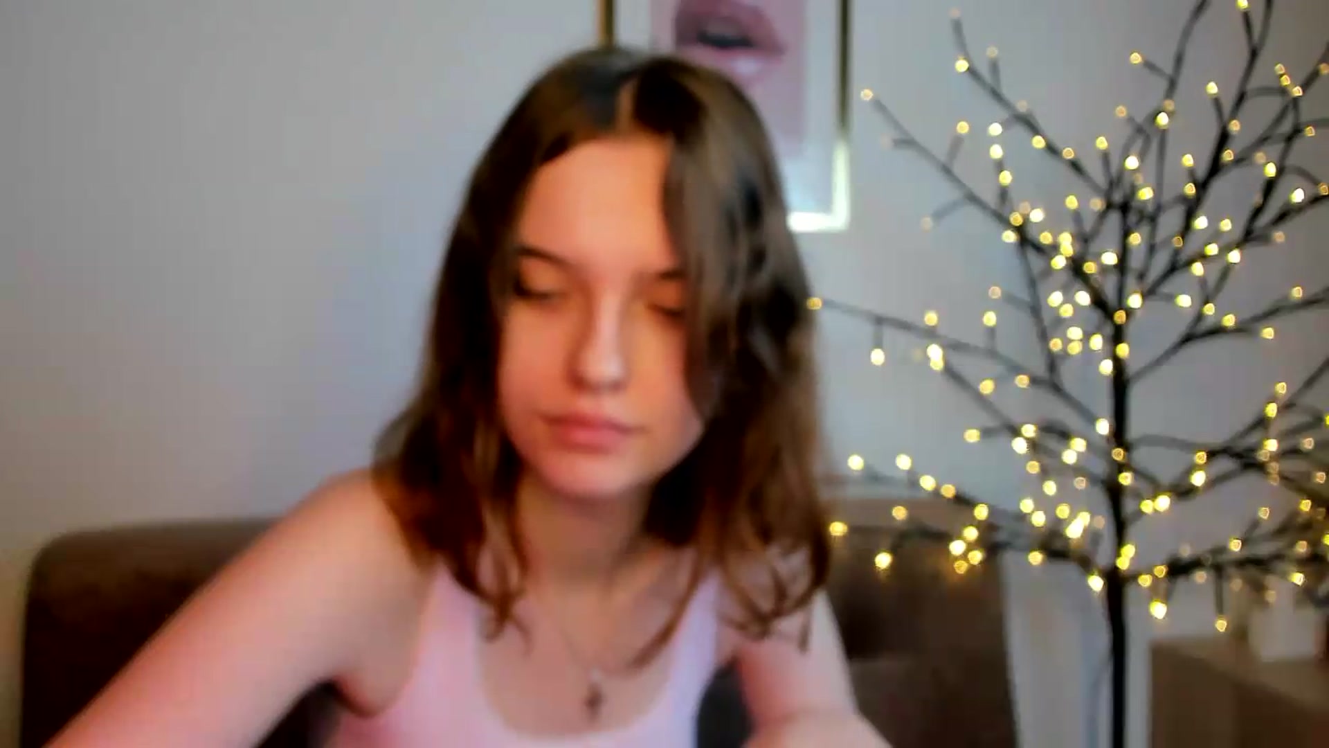 Gallery image thumbnail from KristiGant's myfreecams stream on, 08/04/2026, 12:28 image 9 of 20