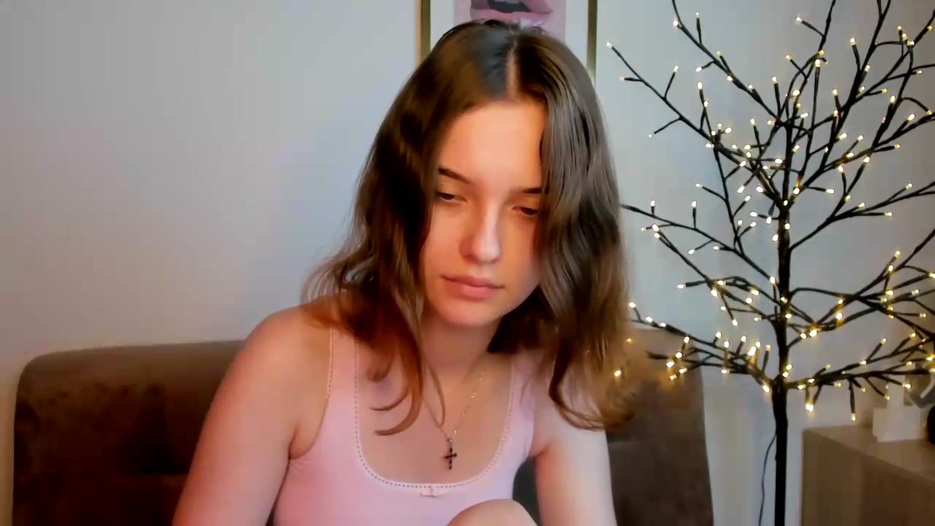 Gallery image thumbnail from KristiGant's myfreecams stream on, 08/04/2026, 13:07 image 10 of 20