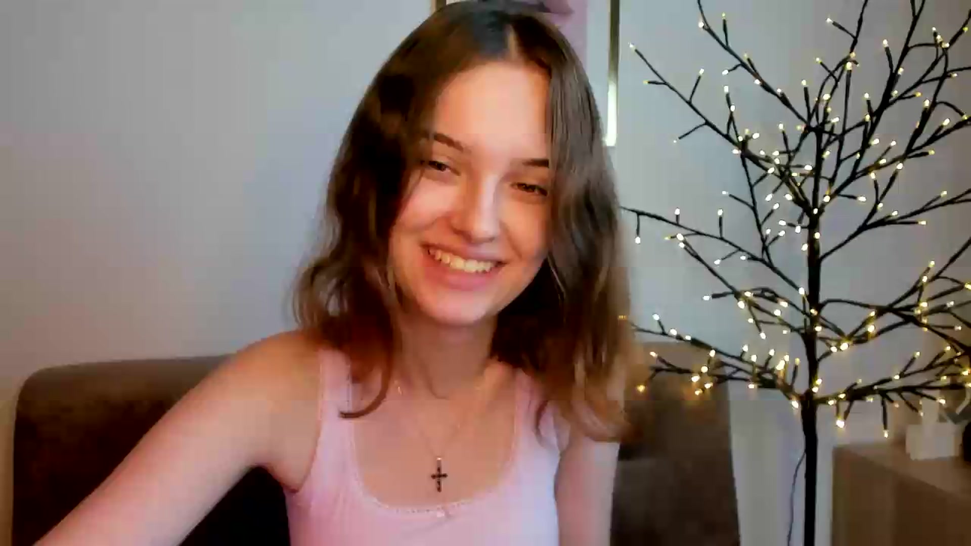 Gallery image thumbnail from KristiGant's myfreecams stream on, 08/04/2026, 13:07 image 1 of 20