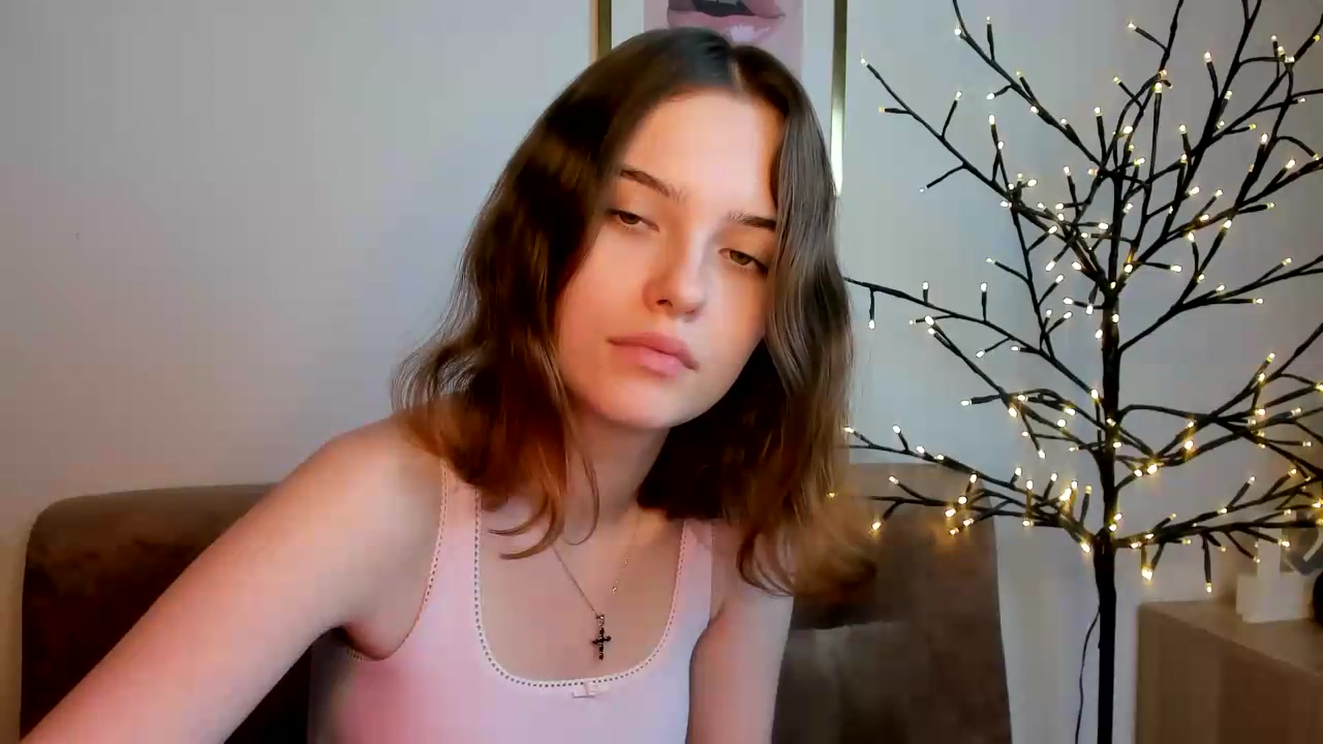 Gallery image thumbnail from KristiGant's myfreecams stream on, 08/04/2026, 13:07 image 13 of 20