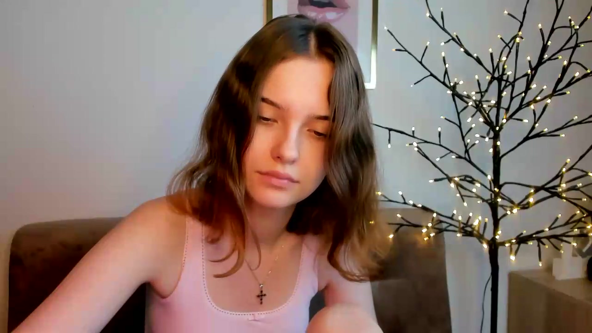 Gallery image thumbnail from KristiGant's myfreecams stream on, 08/04/2026, 13:07 image 11 of 20