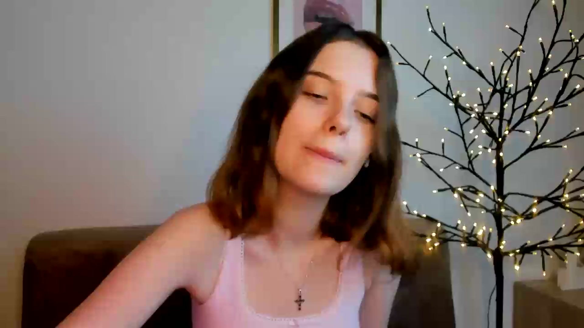 Gallery image thumbnail from KristiGant's myfreecams stream on, 08/04/2026, 13:43 image 9 of 20