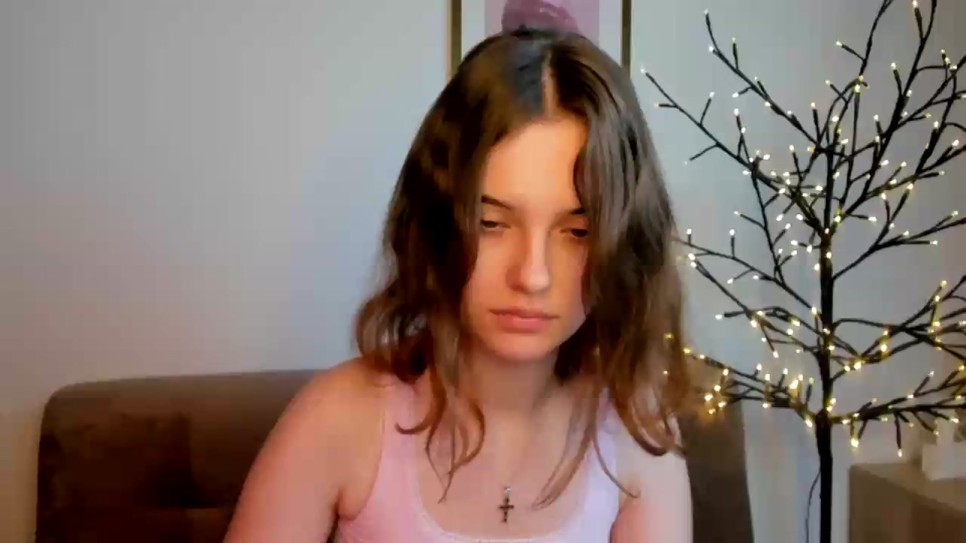 Gallery image thumbnail from KristiGant's myfreecams stream on, 08/04/2026, 13:43 image 1 of 20