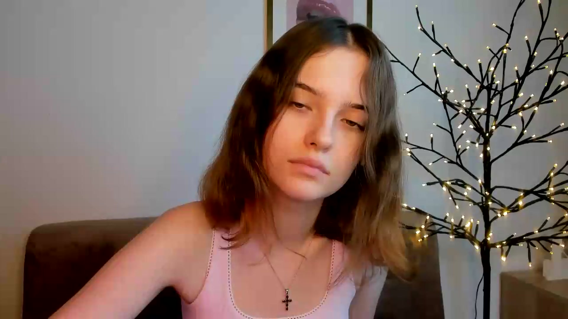 Gallery image thumbnail from KristiGant's myfreecams stream on, 08/04/2026, 13:43 image 4 of 20
