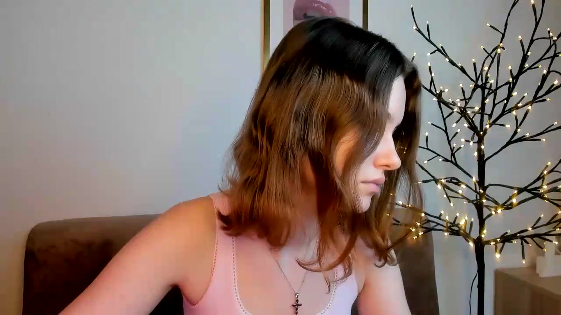 Gallery image thumbnail from KristiGant's myfreecams stream on, 08/04/2026, 13:43 image 7 of 20