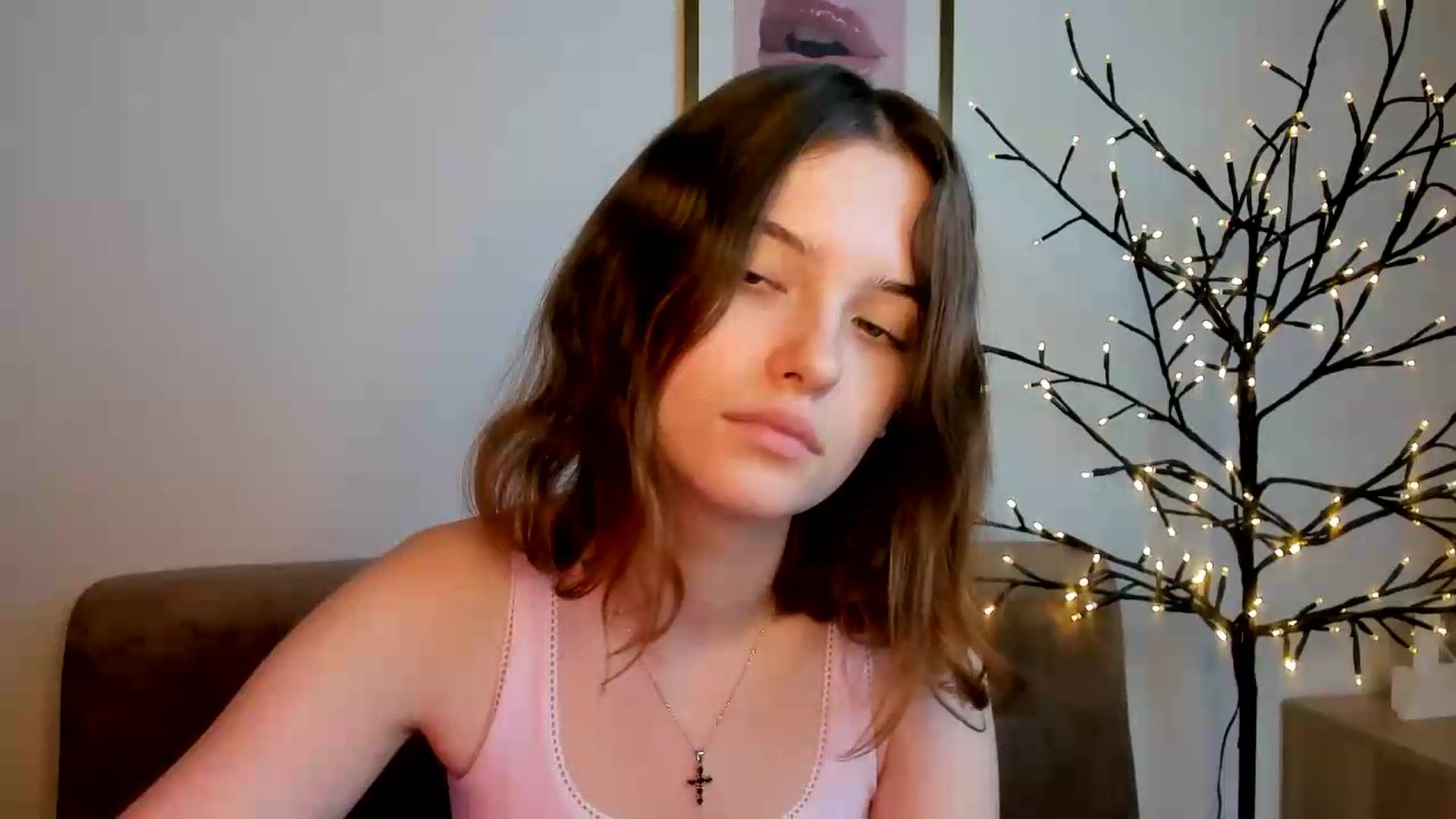 Gallery image thumbnail from KristiGant's myfreecams stream on, 08/04/2026, 13:43 image 2 of 20