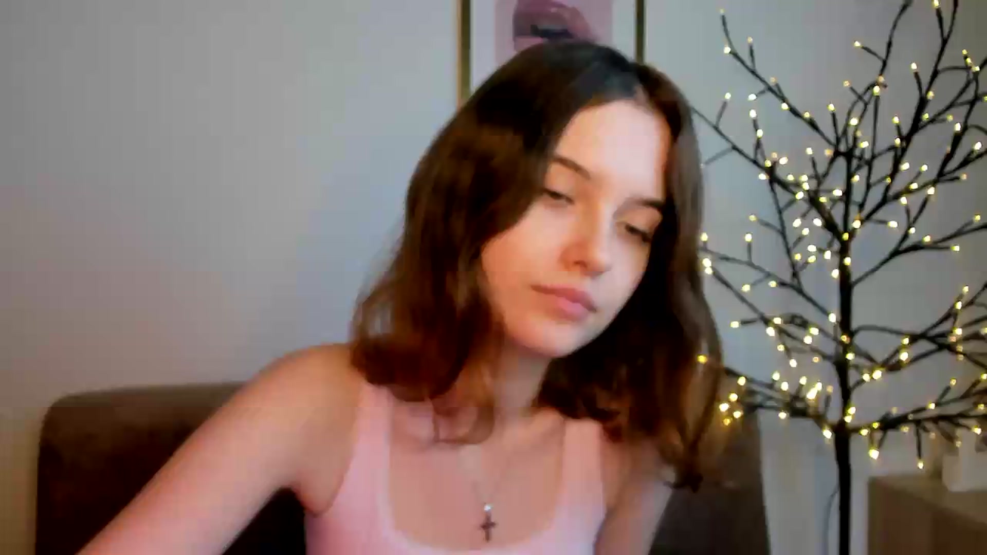 Gallery image thumbnail from KristiGant's myfreecams stream on, 08/04/2026, 13:43 image 6 of 20