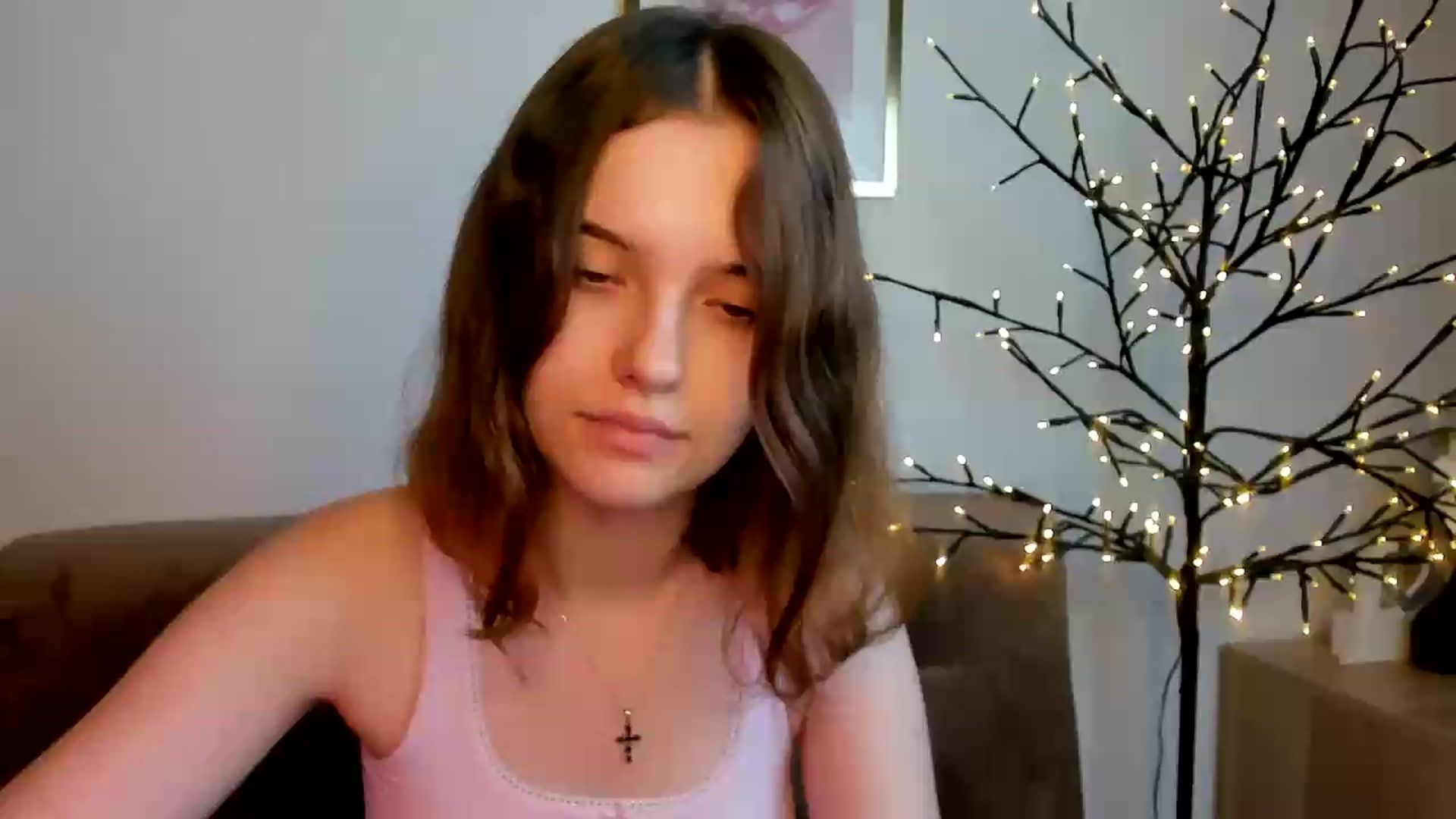 Gallery image thumbnail from KristiGant's myfreecams stream on, 08/04/2026, 14:49 image 4 of 20