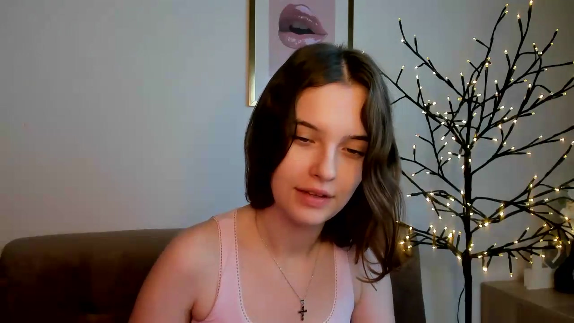Gallery image thumbnail from KristiGant's myfreecams stream on, 08/04/2026, 15:29 image 3 of 20
