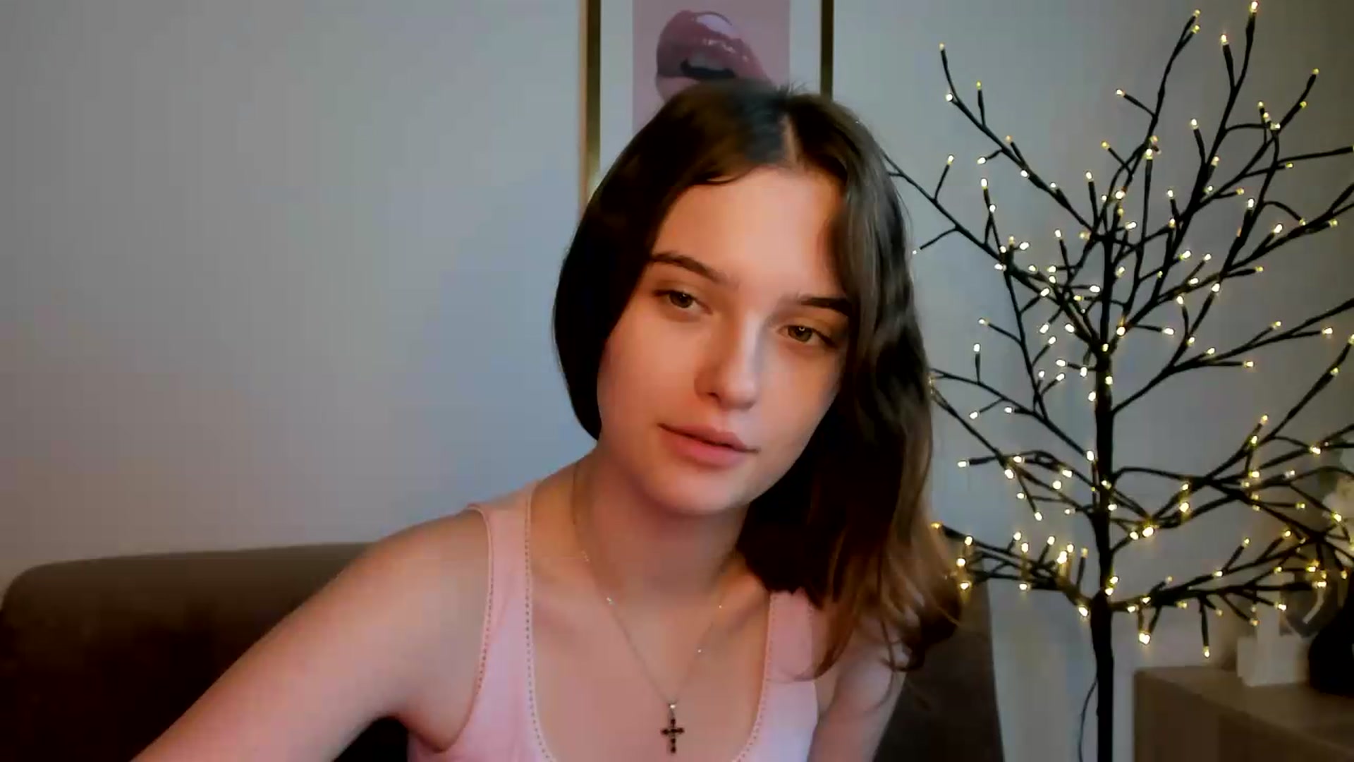 Gallery image thumbnail from KristiGant's myfreecams stream on, 08/04/2026, 15:29 image 18 of 20
