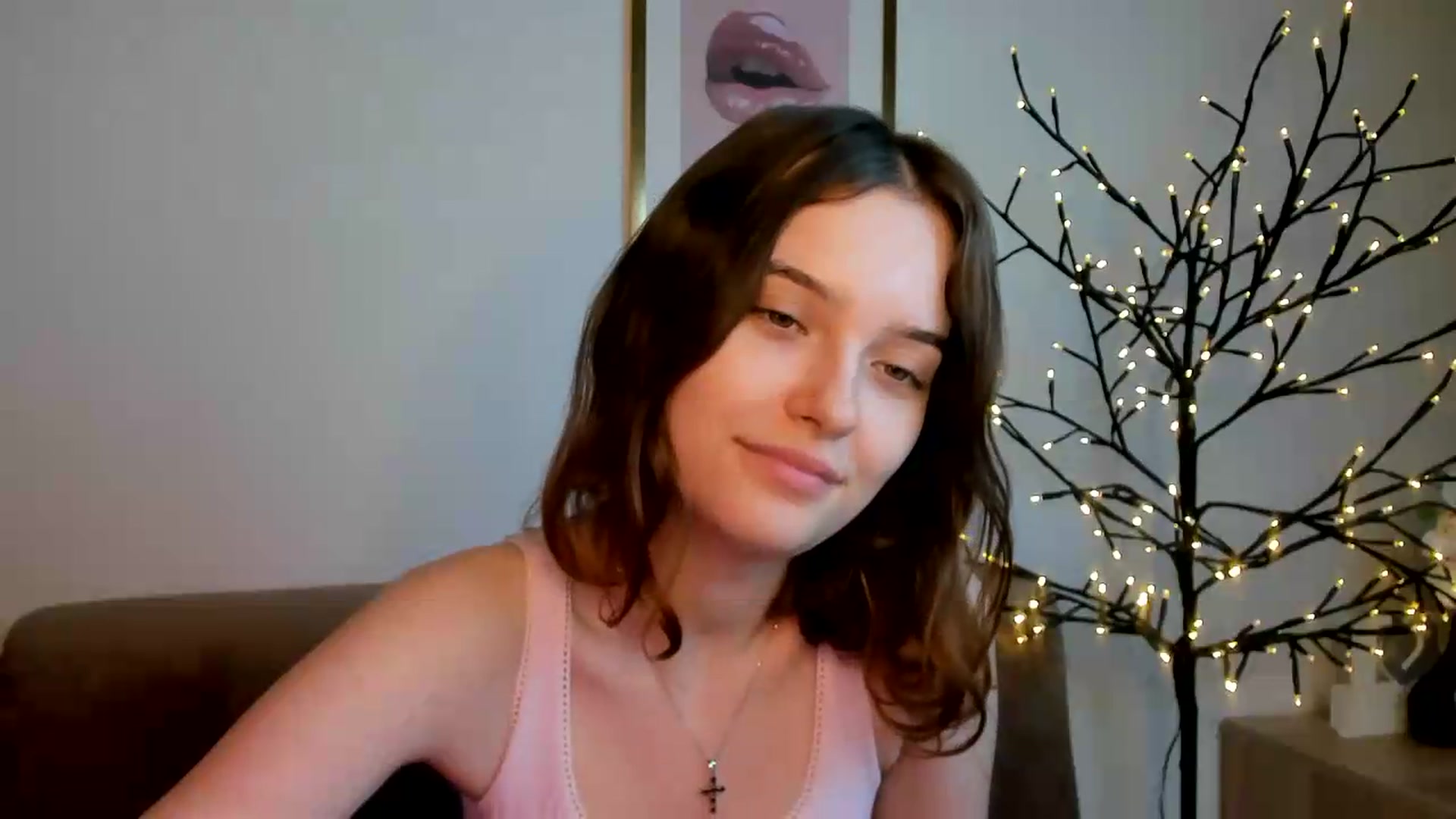Gallery image thumbnail from KristiGant's myfreecams stream on, 08/04/2026, 15:29 image 10 of 20