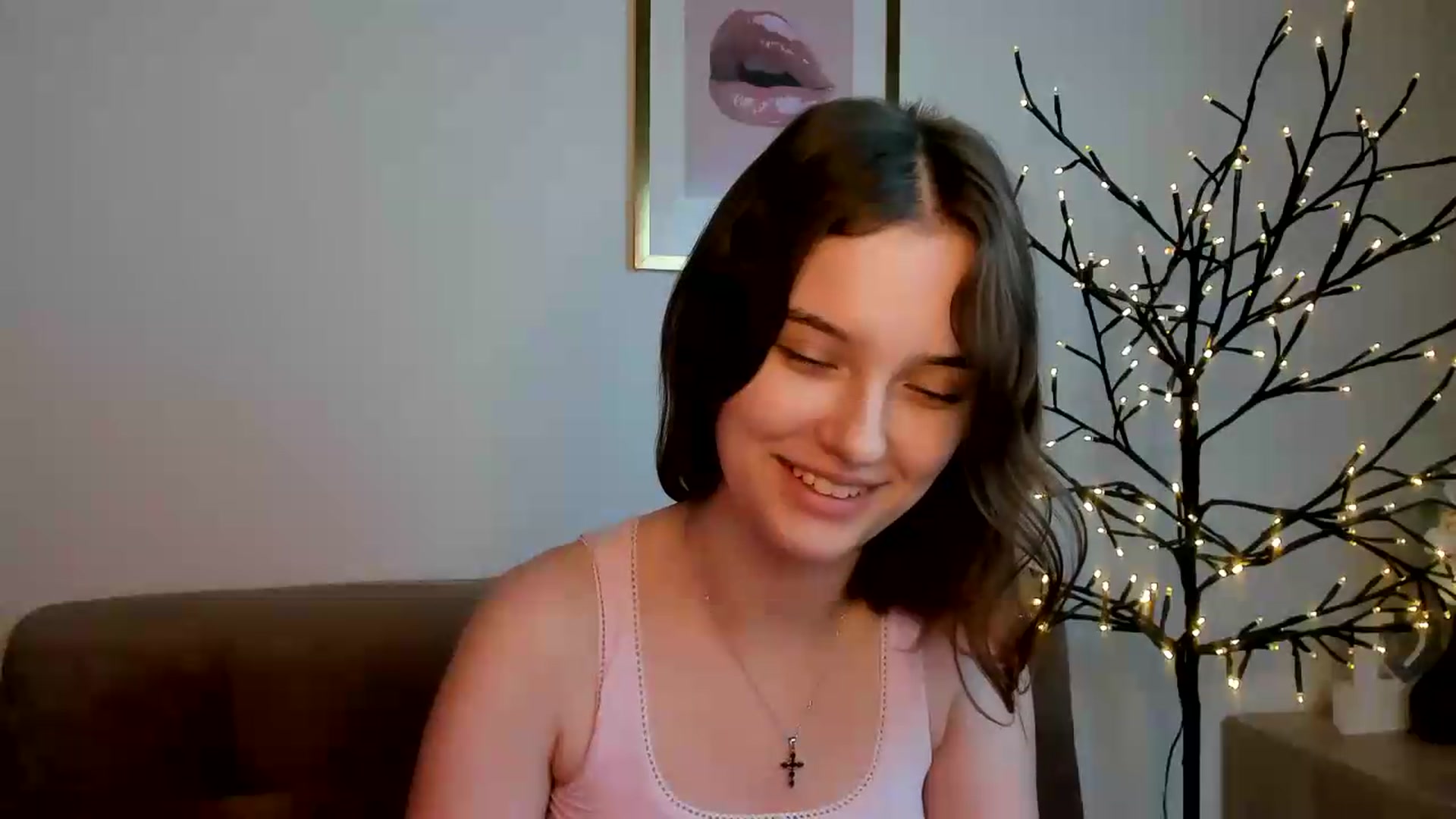 Gallery image thumbnail from KristiGant's myfreecams stream on, 08/04/2026, 15:29 image 11 of 20
