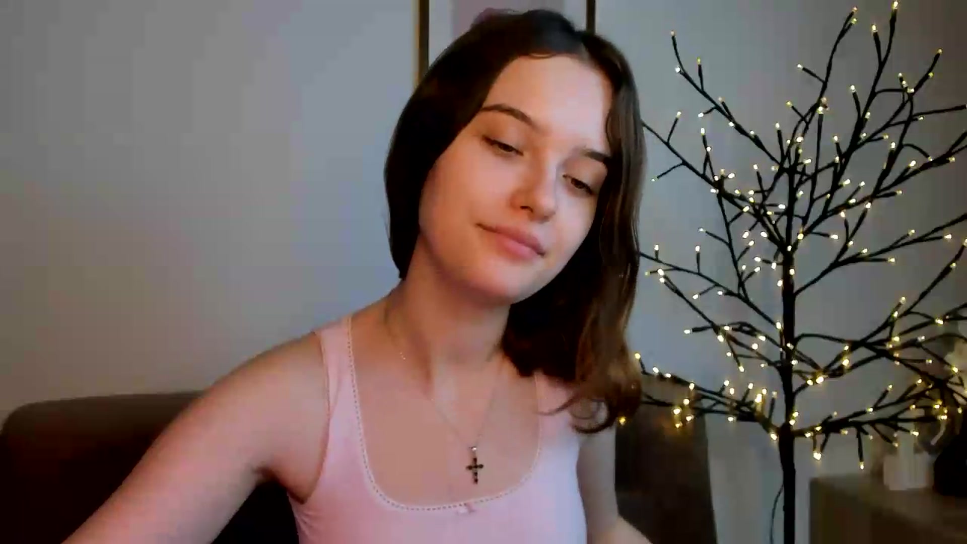 Gallery image thumbnail from KristiGant's myfreecams stream on, 08/04/2026, 15:29 image 7 of 20