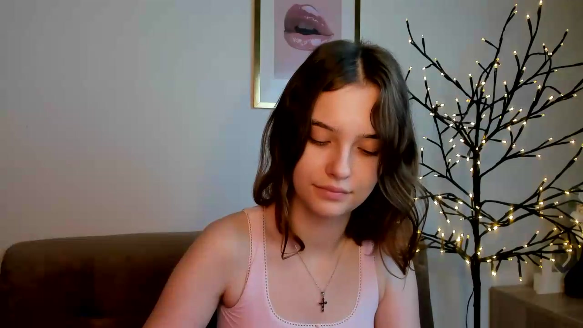 Gallery image thumbnail from KristiGant's myfreecams stream on, 08/04/2026, 15:29 image 12 of 20