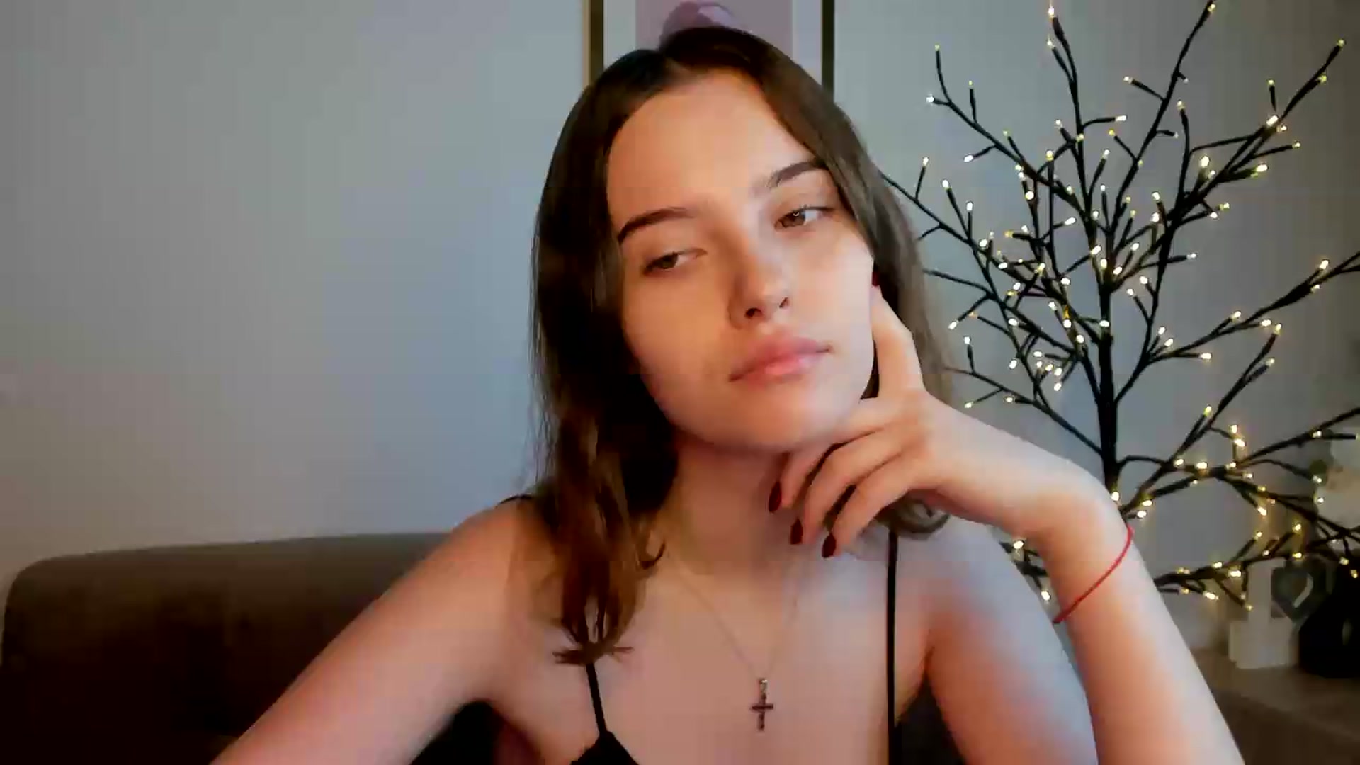 Gallery image thumbnail from KristiGant's myfreecams stream on, 08/05/2026, 10:05 image 1 of 20