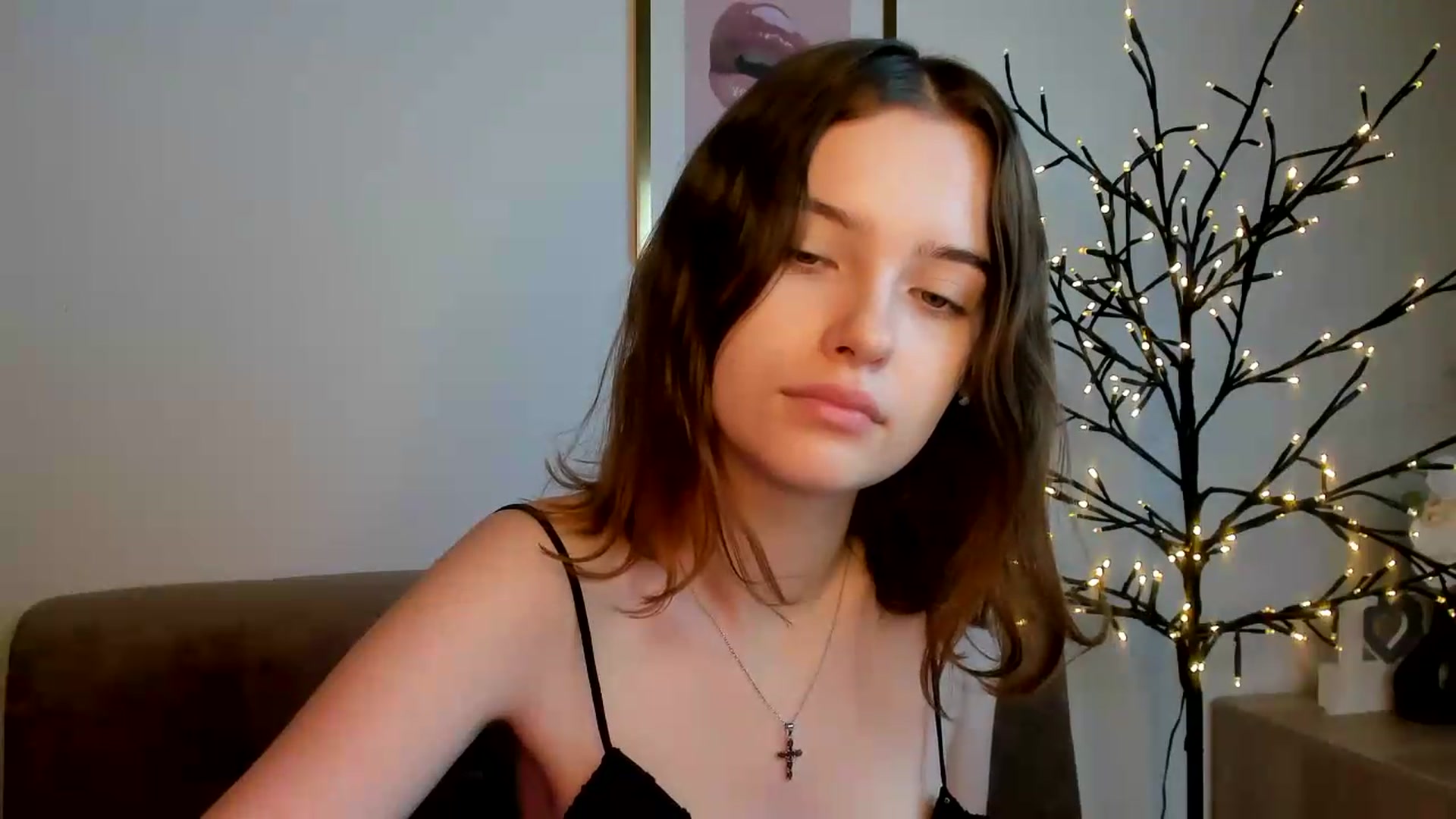 Gallery image thumbnail from KristiGant's myfreecams stream on, 08/05/2026, 10:05 image 20 of 20