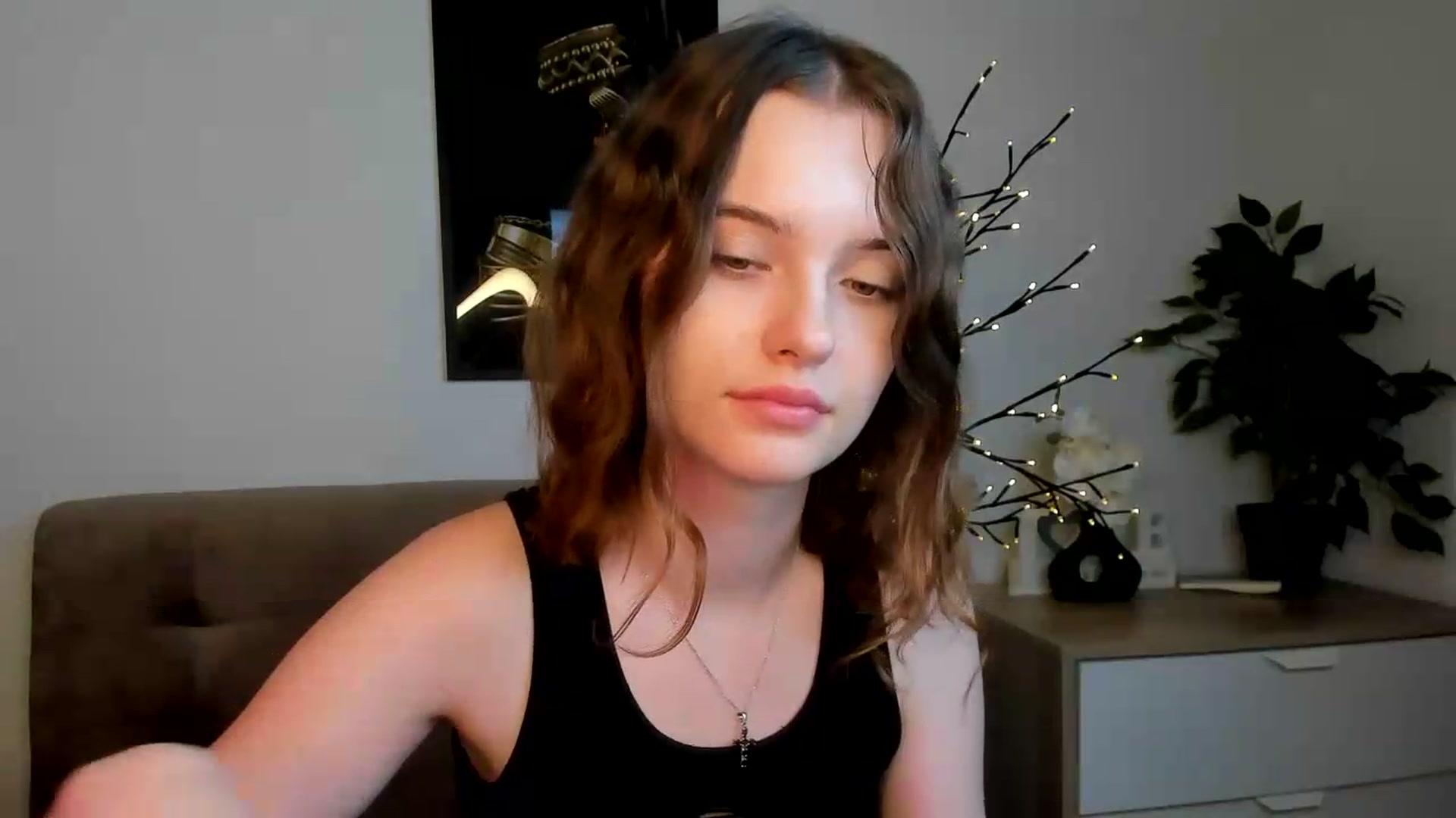 Gallery image thumbnail from KristiGant's myfreecams stream on, 08/07/2026, 13:34 image 7 of 20