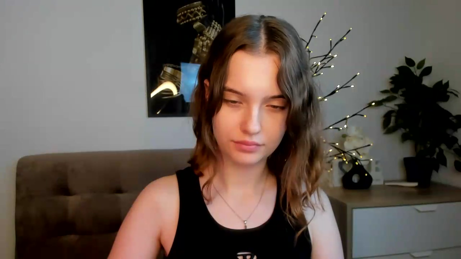 Gallery image thumbnail from KristiGant's myfreecams stream on, 08/07/2026, 14:40 image 12 of 20