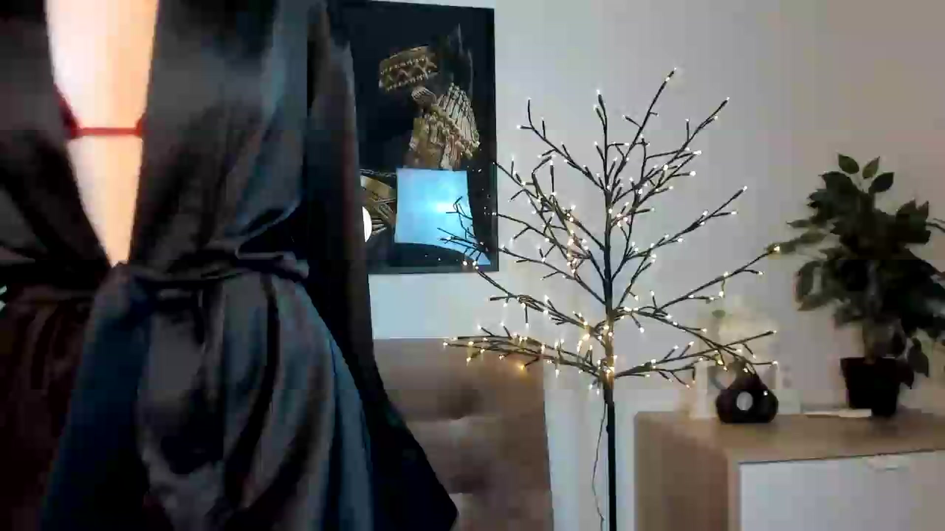 Gallery image thumbnail from KristiGant's myfreecams stream on, 08/08/2026, 12:57 image 10 of 20