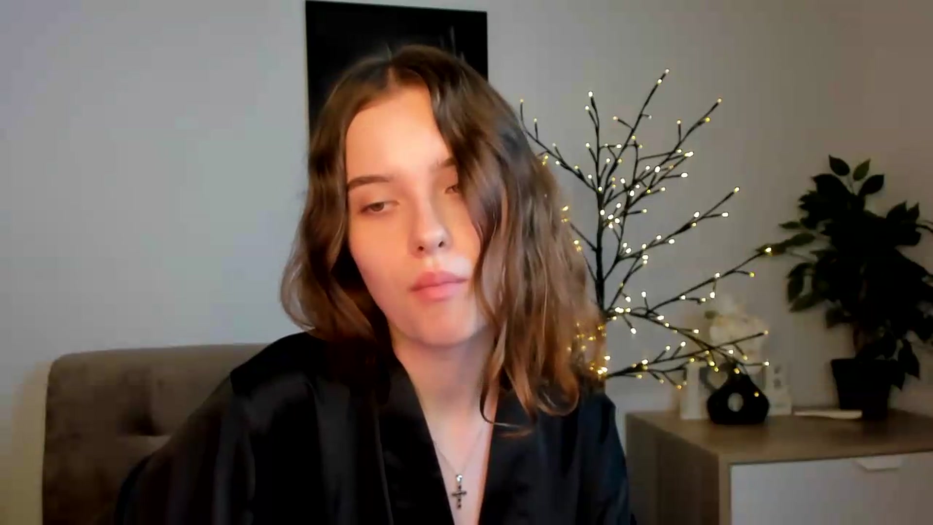 Gallery image thumbnail from KristiGant's myfreecams stream on, 08/08/2026, 14:07 image 16 of 20