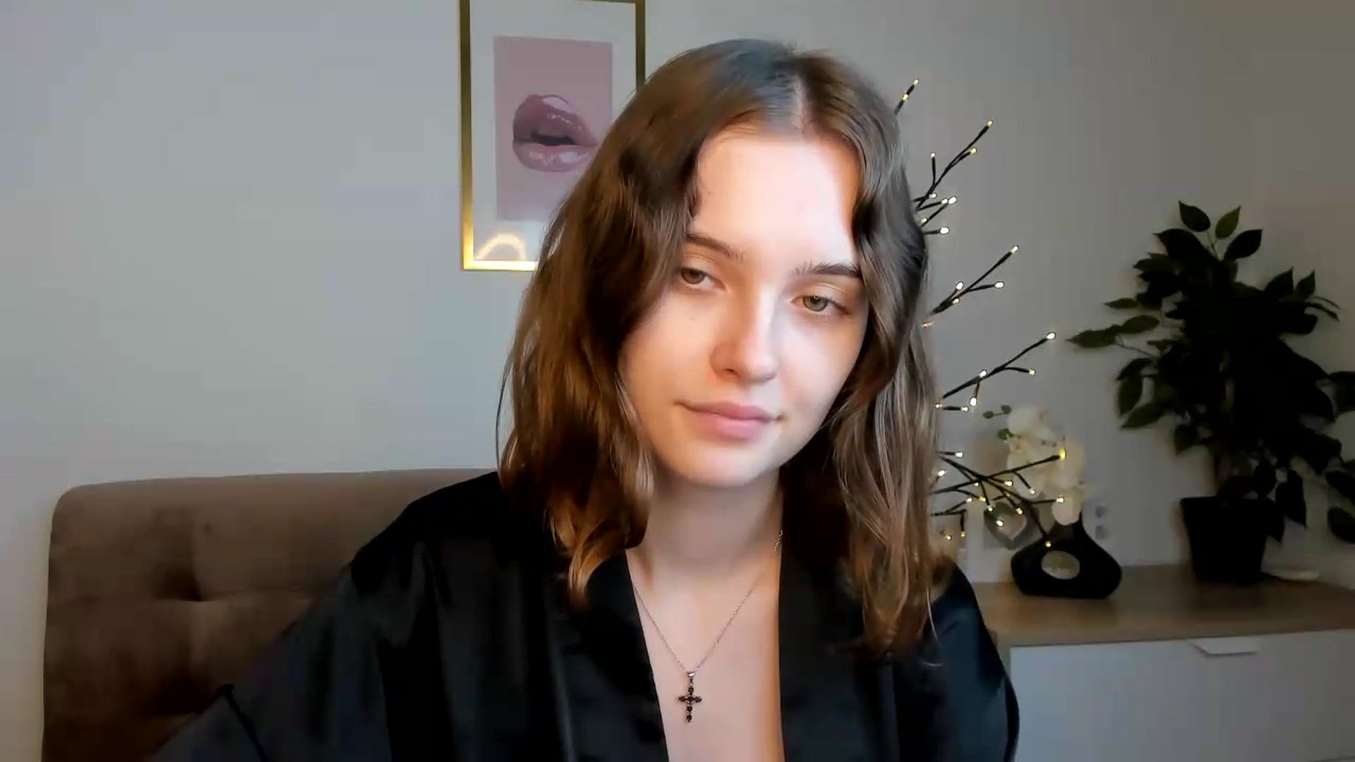 Gallery image thumbnail from KristiGant's myfreecams stream on, 08/09/2026, 15:04 image 4 of 20