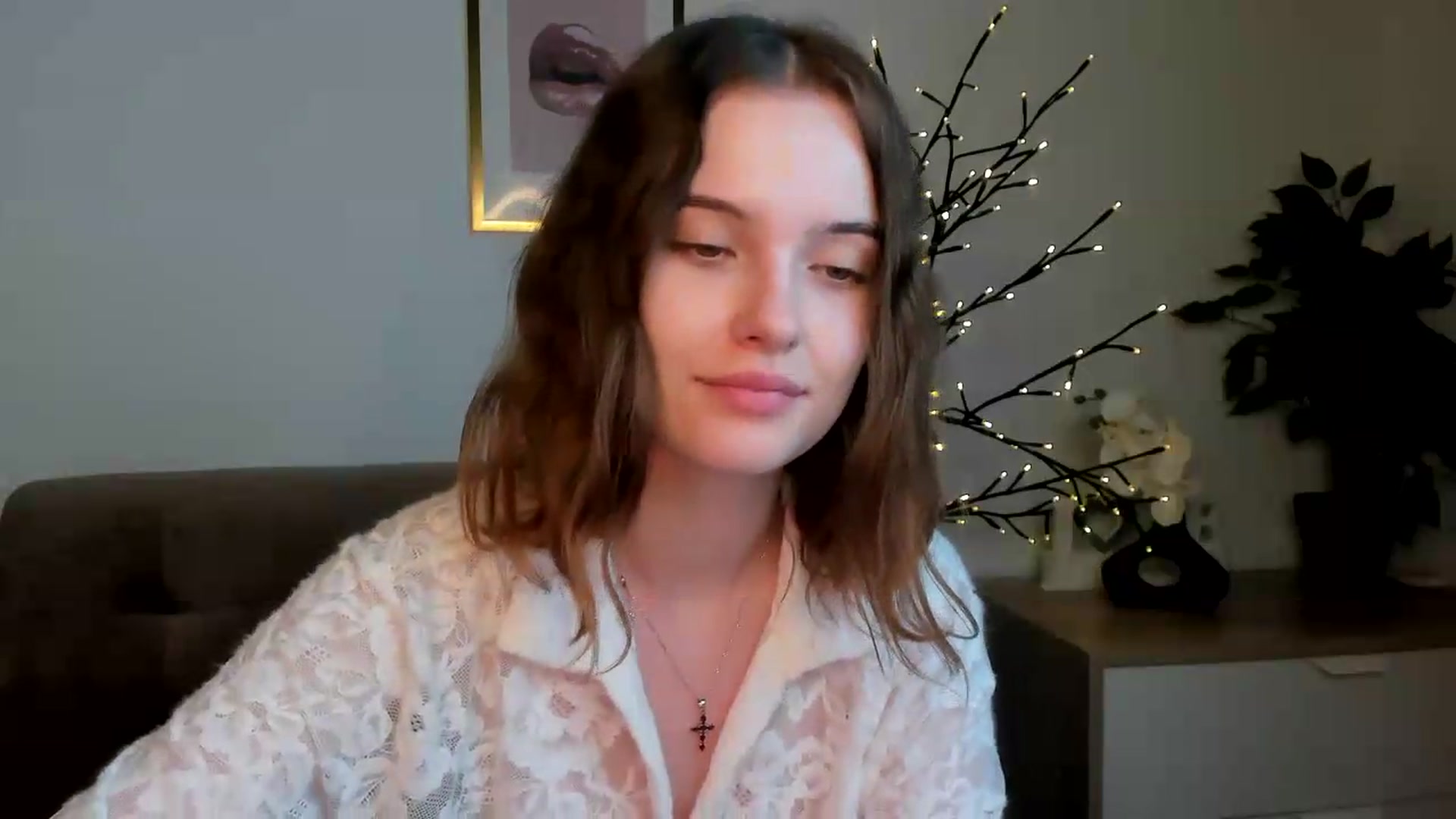 Gallery image thumbnail from KristiGant's myfreecams stream on, 08/10/2026, 15:12 image 7 of 20