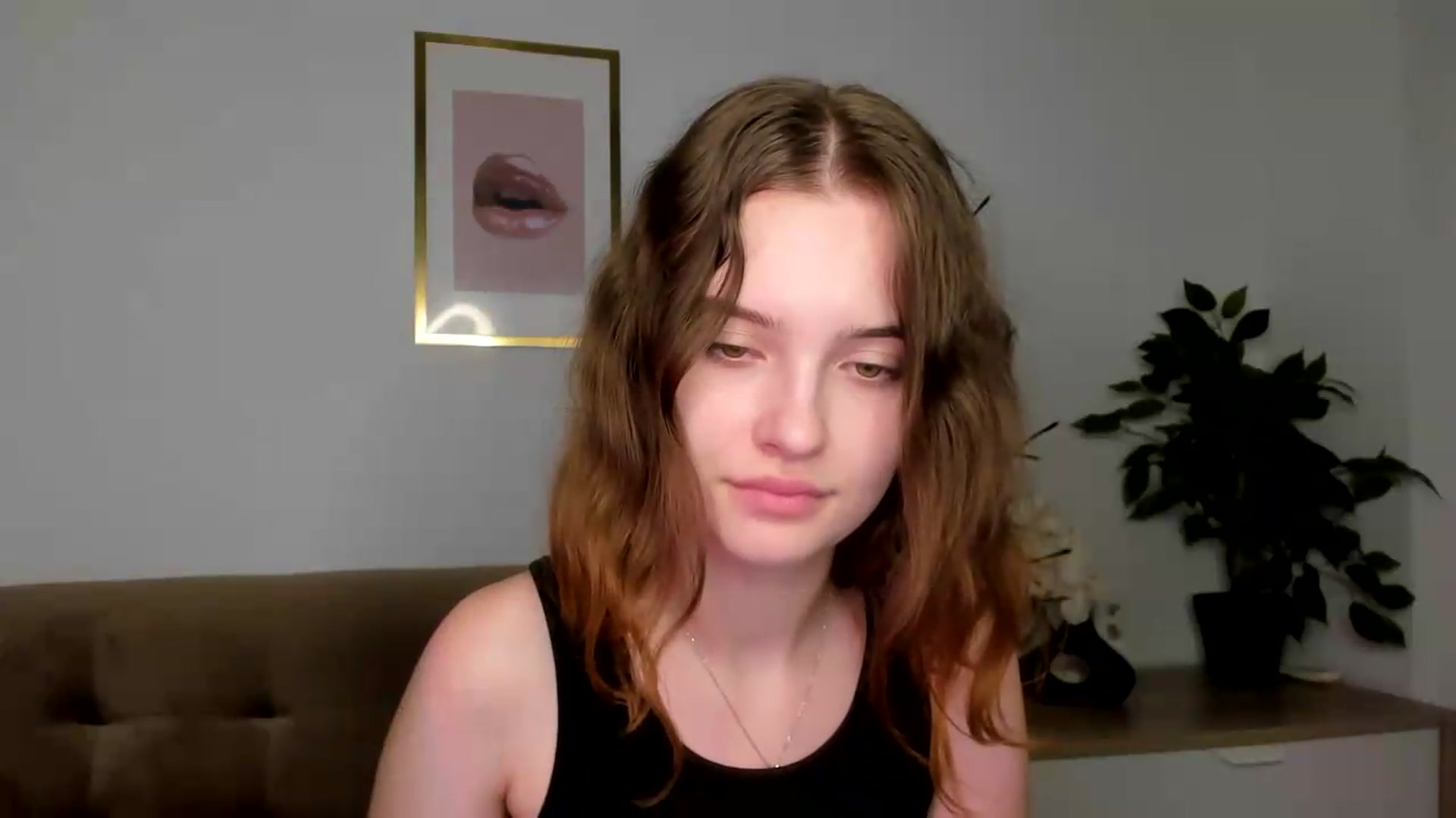 Gallery image thumbnail from KristiGant's myfreecams stream on, 08/11/2026, 13:08 image 2 of 20
