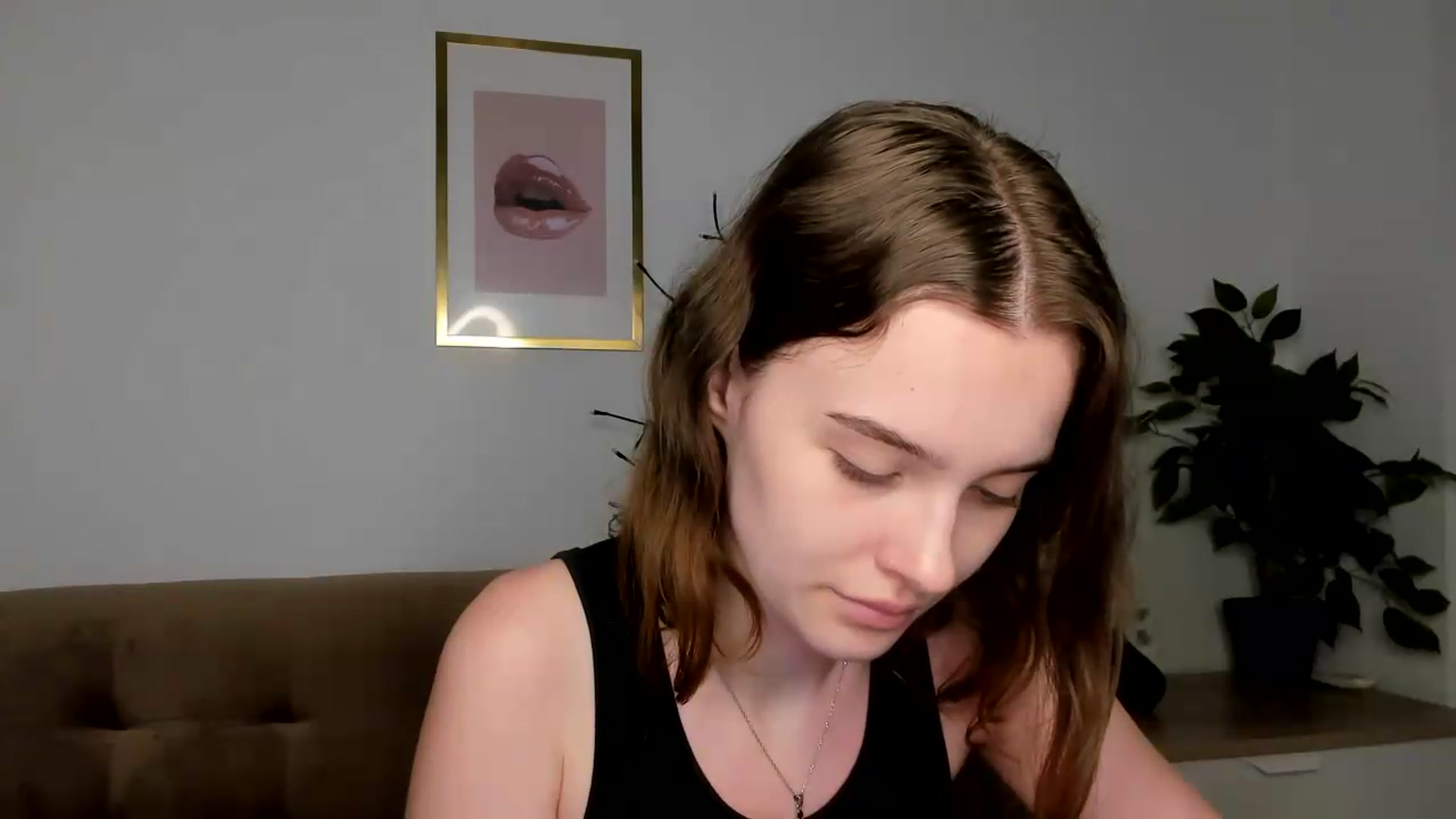 Gallery image thumbnail from KristiGant's myfreecams stream on, 08/11/2026, 14:05 image 8 of 20