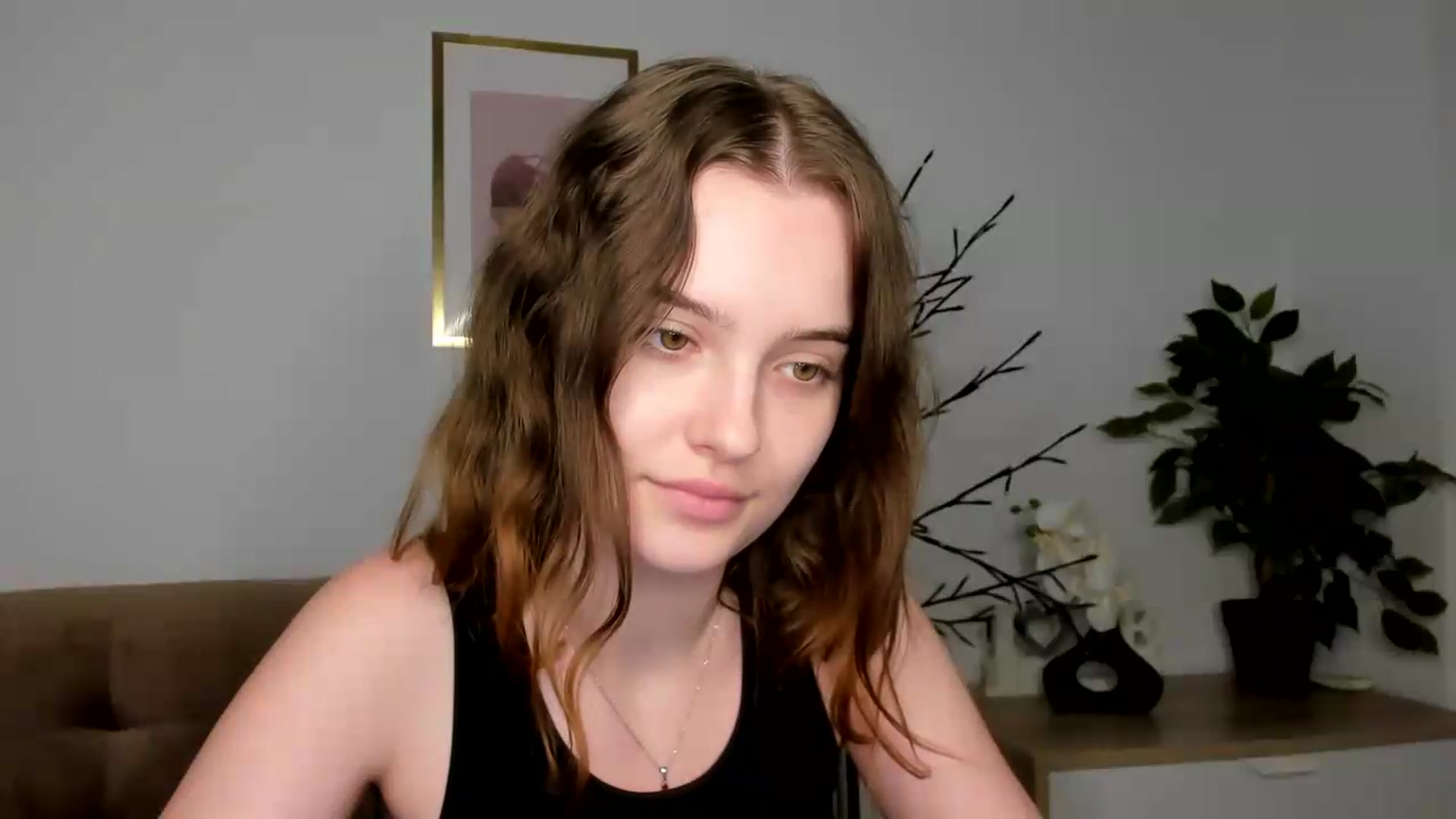 Gallery image thumbnail from KristiGant's myfreecams stream on, 08/11/2026, 14:05 image 2 of 20