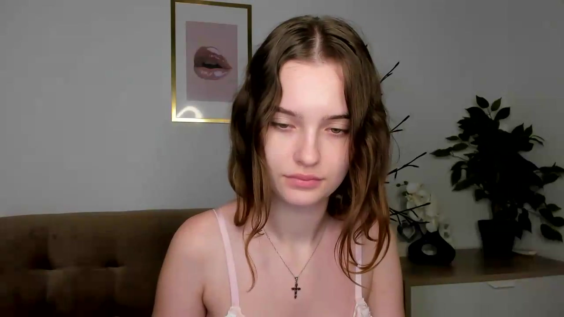 Gallery image thumbnail from KristiGant's myfreecams stream on, 08/11/2026, 14:30 image 19 of 20