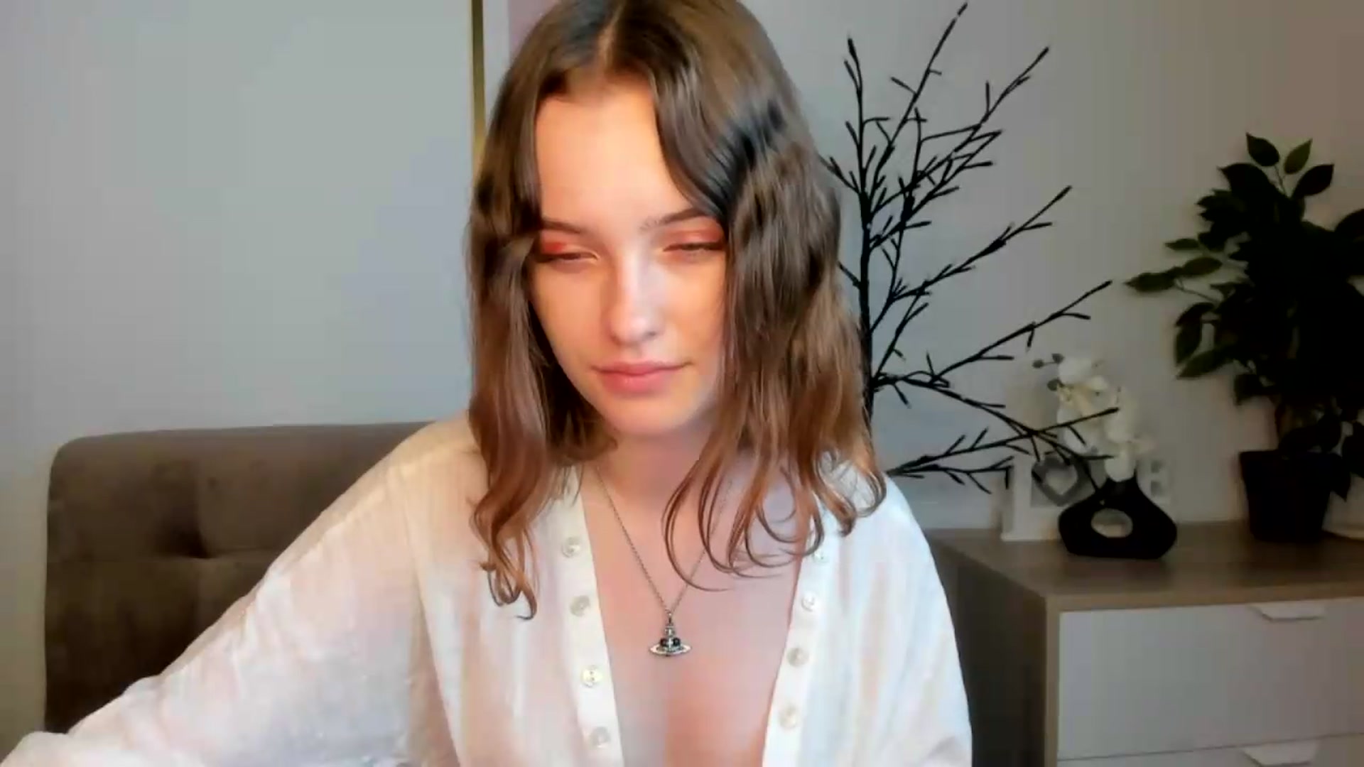 Gallery image thumbnail from KristiGant's myfreecams stream on, 08/12/2026, 12:48 image 12 of 20