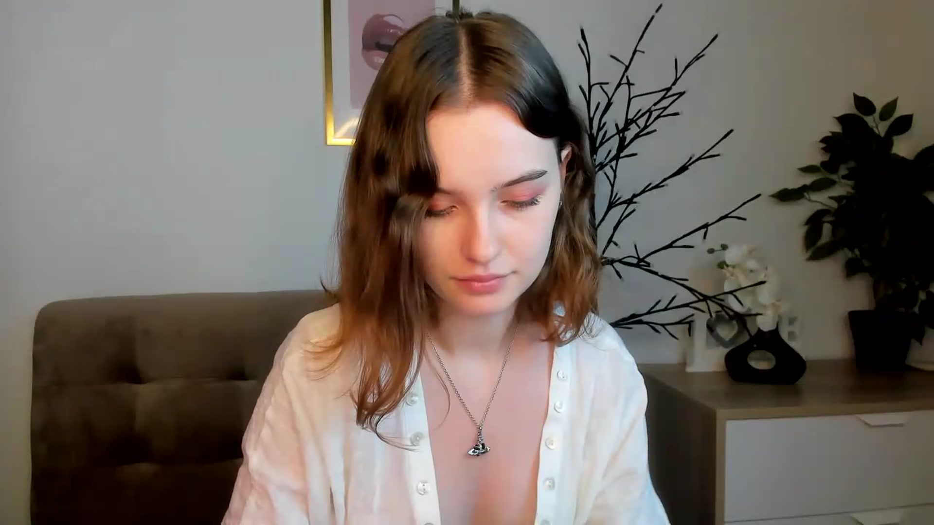 Gallery image thumbnail from KristiGant's myfreecams stream on, 08/12/2026, 12:48 image 20 of 20