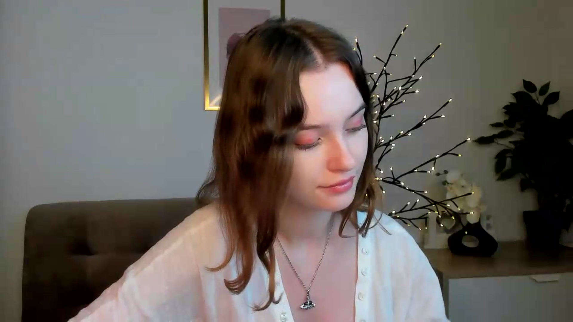 Gallery image thumbnail from KristiGant's myfreecams stream on, 08/12/2026, 14:03 image 3 of 20