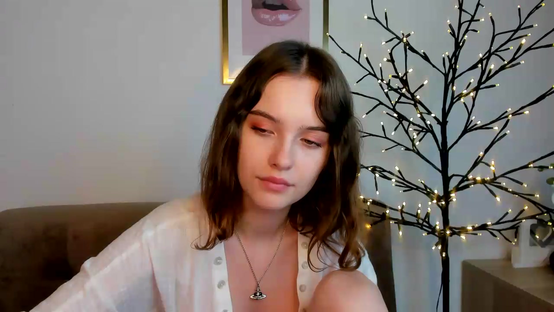 Gallery image thumbnail from KristiGant's myfreecams stream on, 08/12/2026, 14:36 image 12 of 20