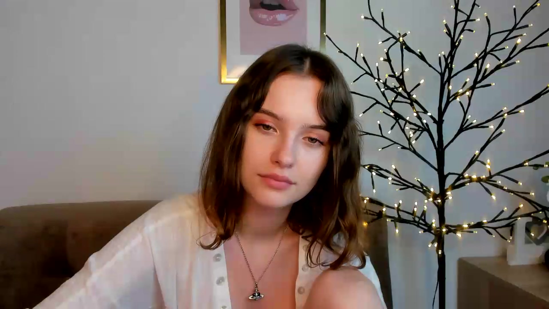 Gallery image thumbnail from KristiGant's myfreecams stream on, 08/12/2026, 14:36 image 14 of 20