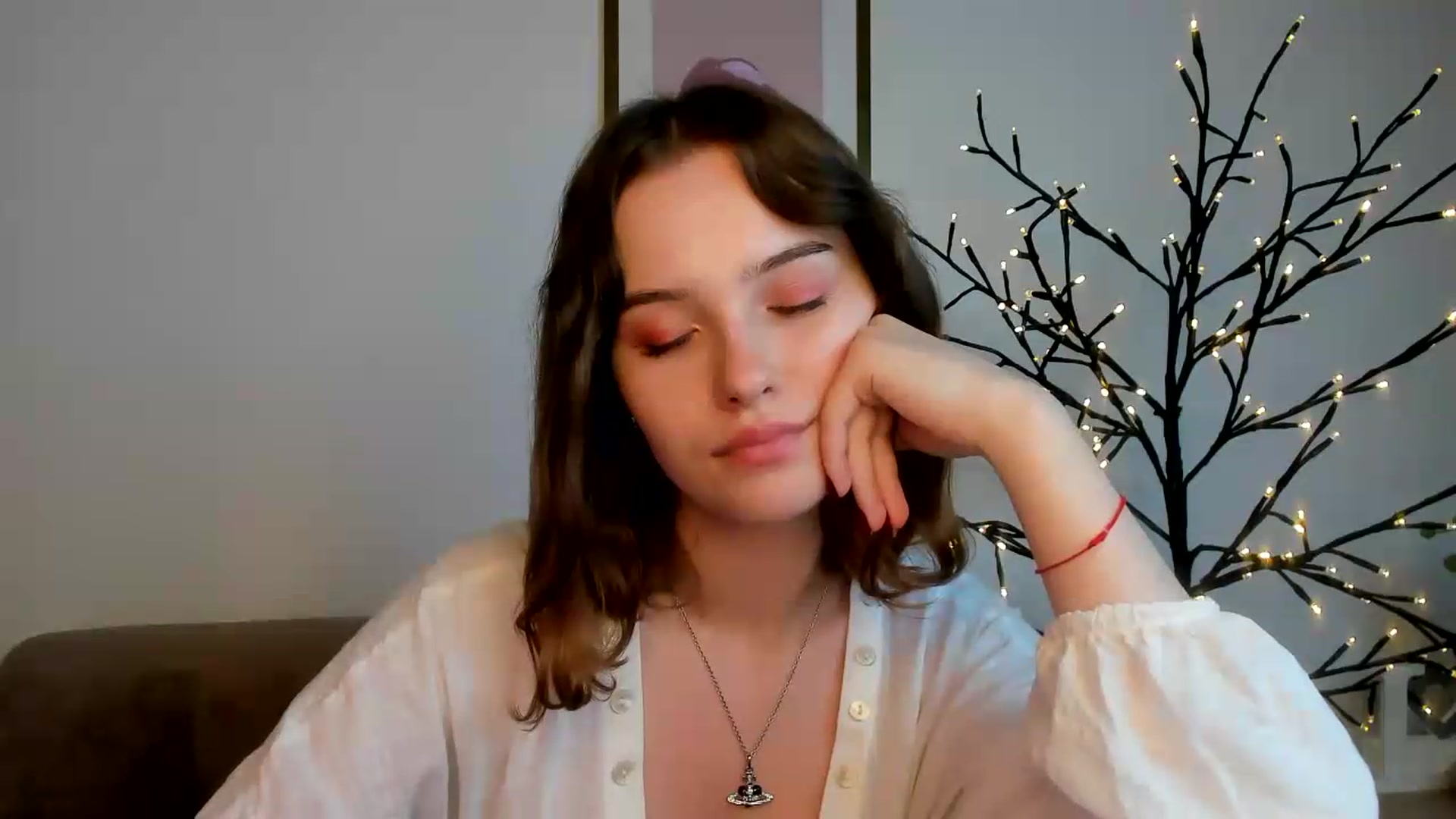Gallery image thumbnail from KristiGant's myfreecams stream on, 08/12/2026, 14:36 image 5 of 20