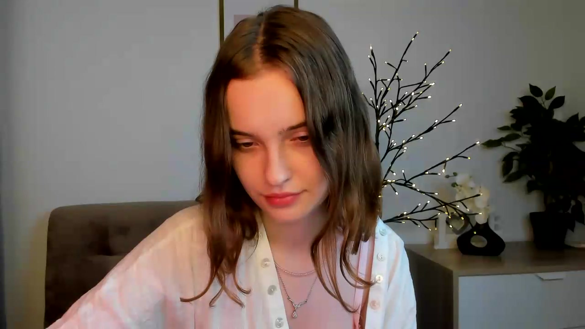 Gallery image thumbnail from KristiGant's myfreecams stream on, 08/14/2026, 12:58 image 18 of 20