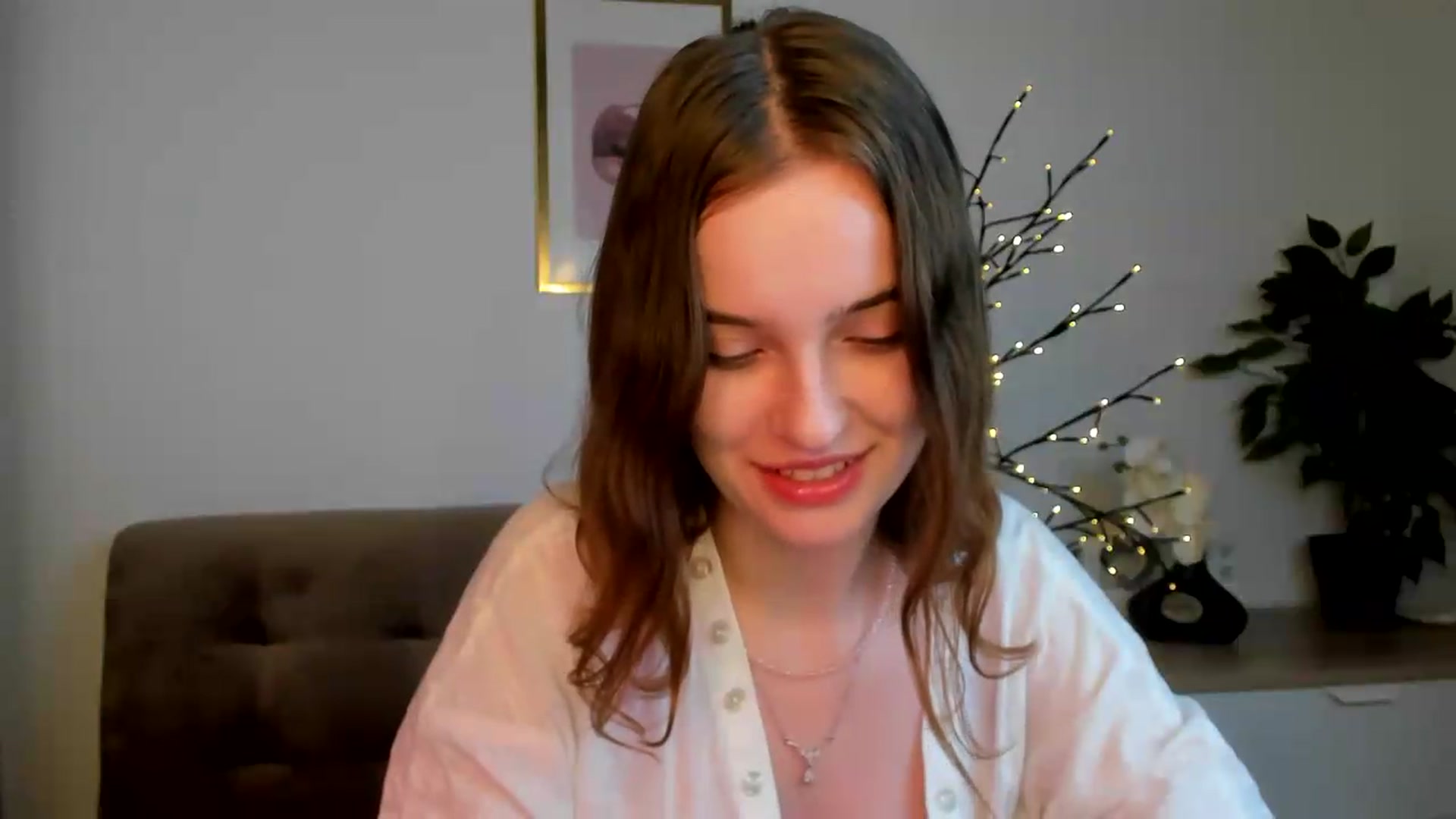 Gallery image thumbnail from KristiGant's myfreecams stream on, 08/14/2026, 12:58 image 13 of 20