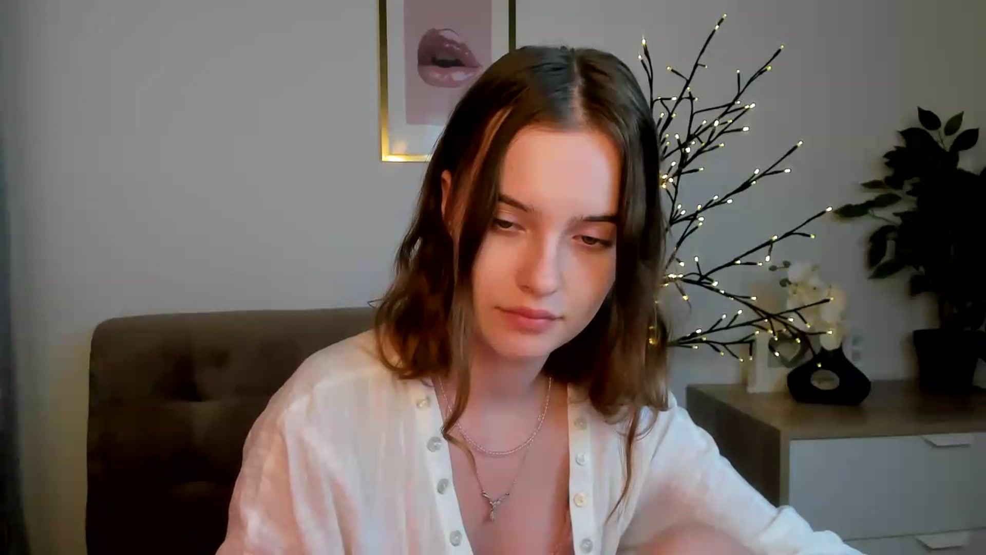 Gallery image thumbnail from KristiGant's myfreecams stream on, 08/14/2026, 14:40 image 10 of 20
